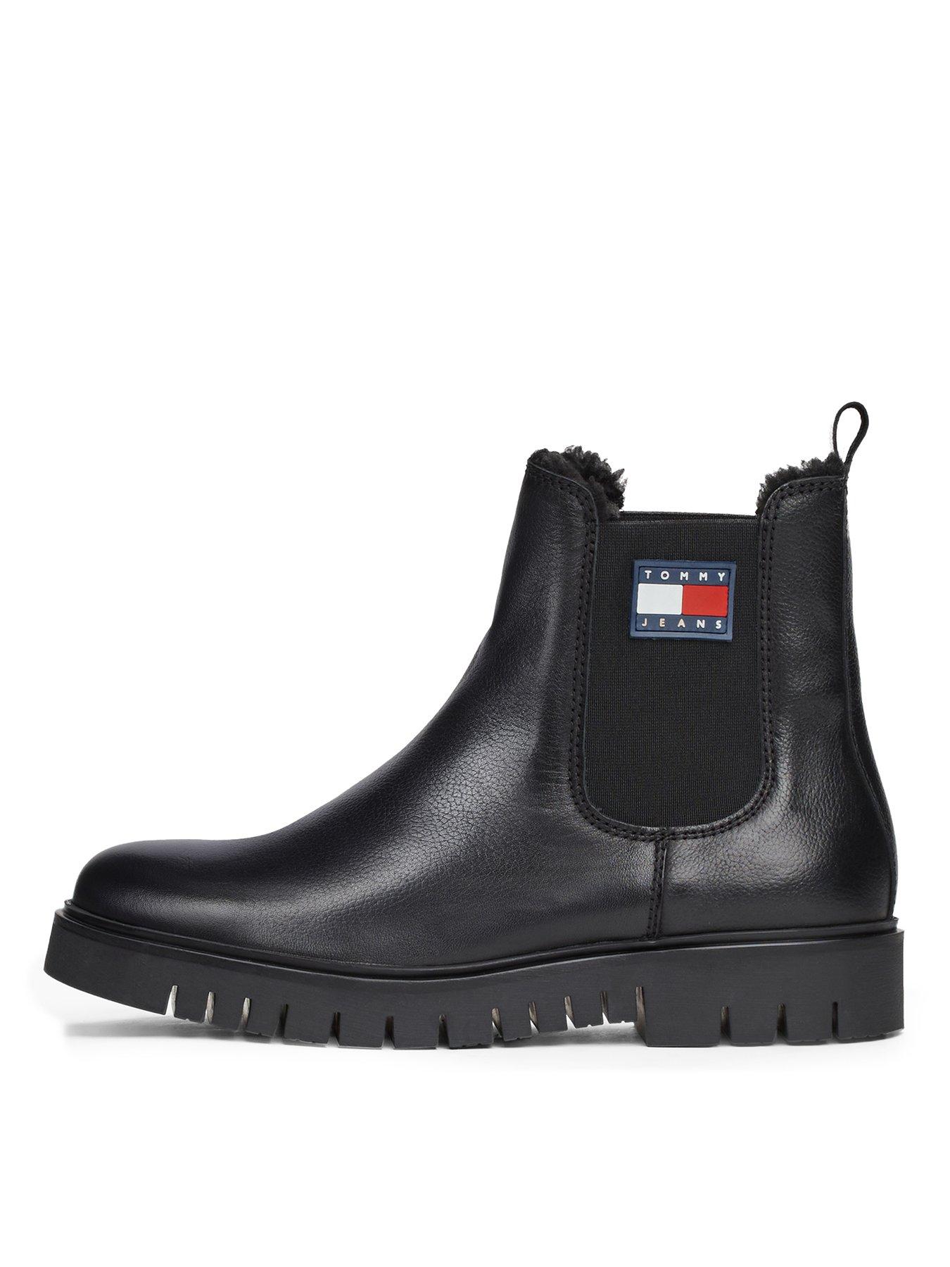 tommy-jeans-faux-fur-lined-chelsea-boots-black