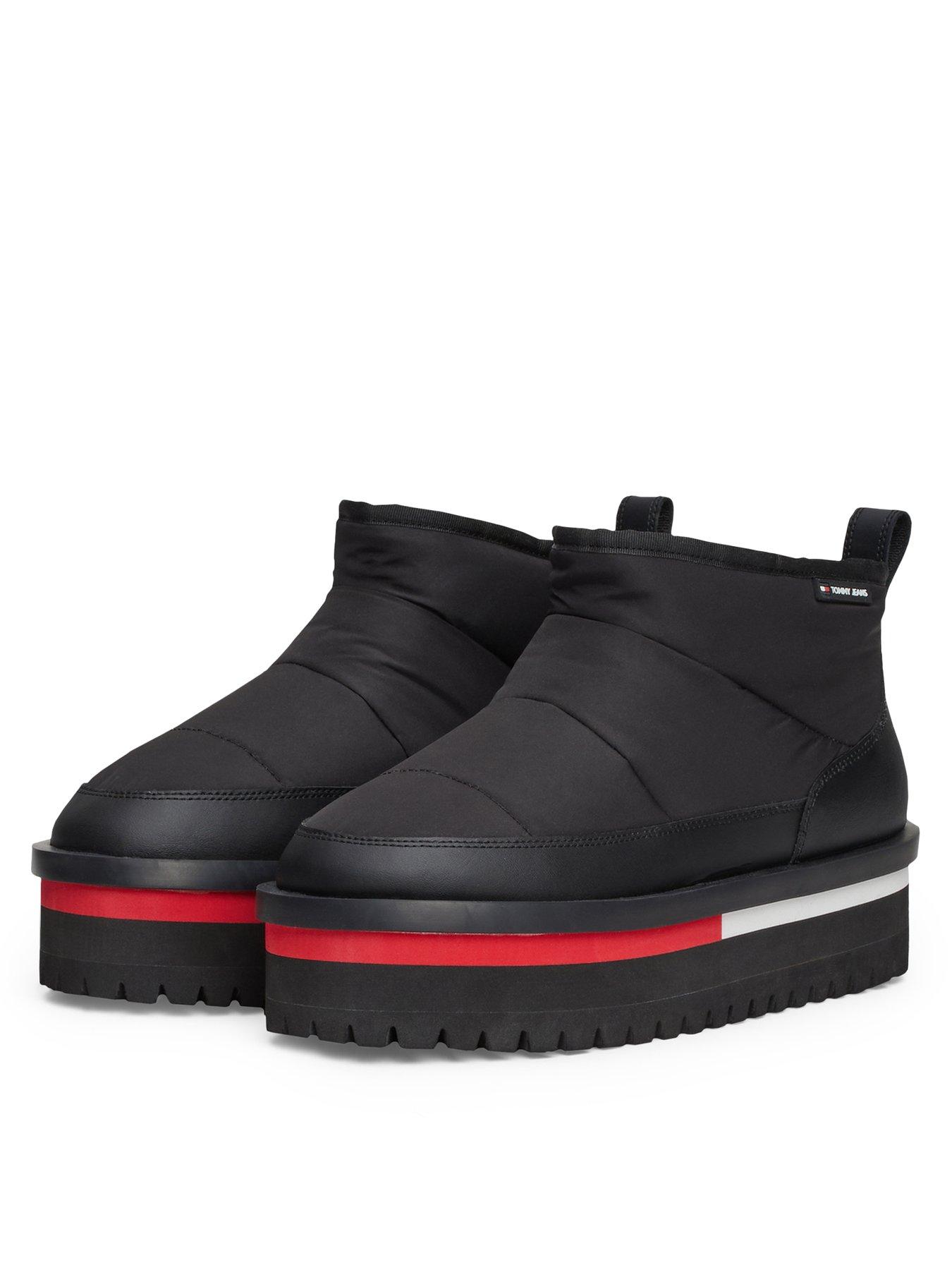 tommy-jeans-padded-cleat-flatform-ankle-boots-blackstillFront