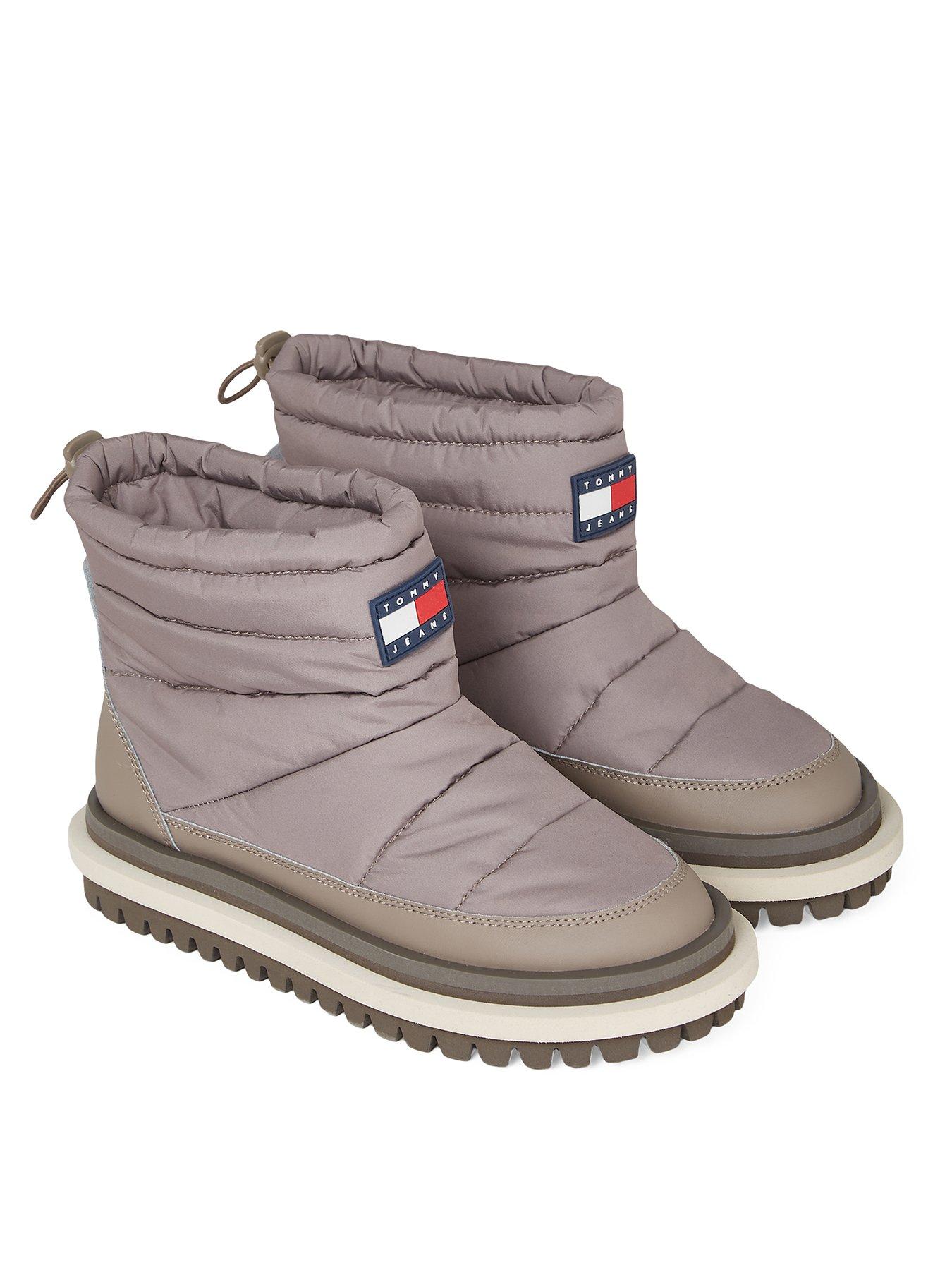 tommy-jeans-padded-ankle-boots-beigestillFront