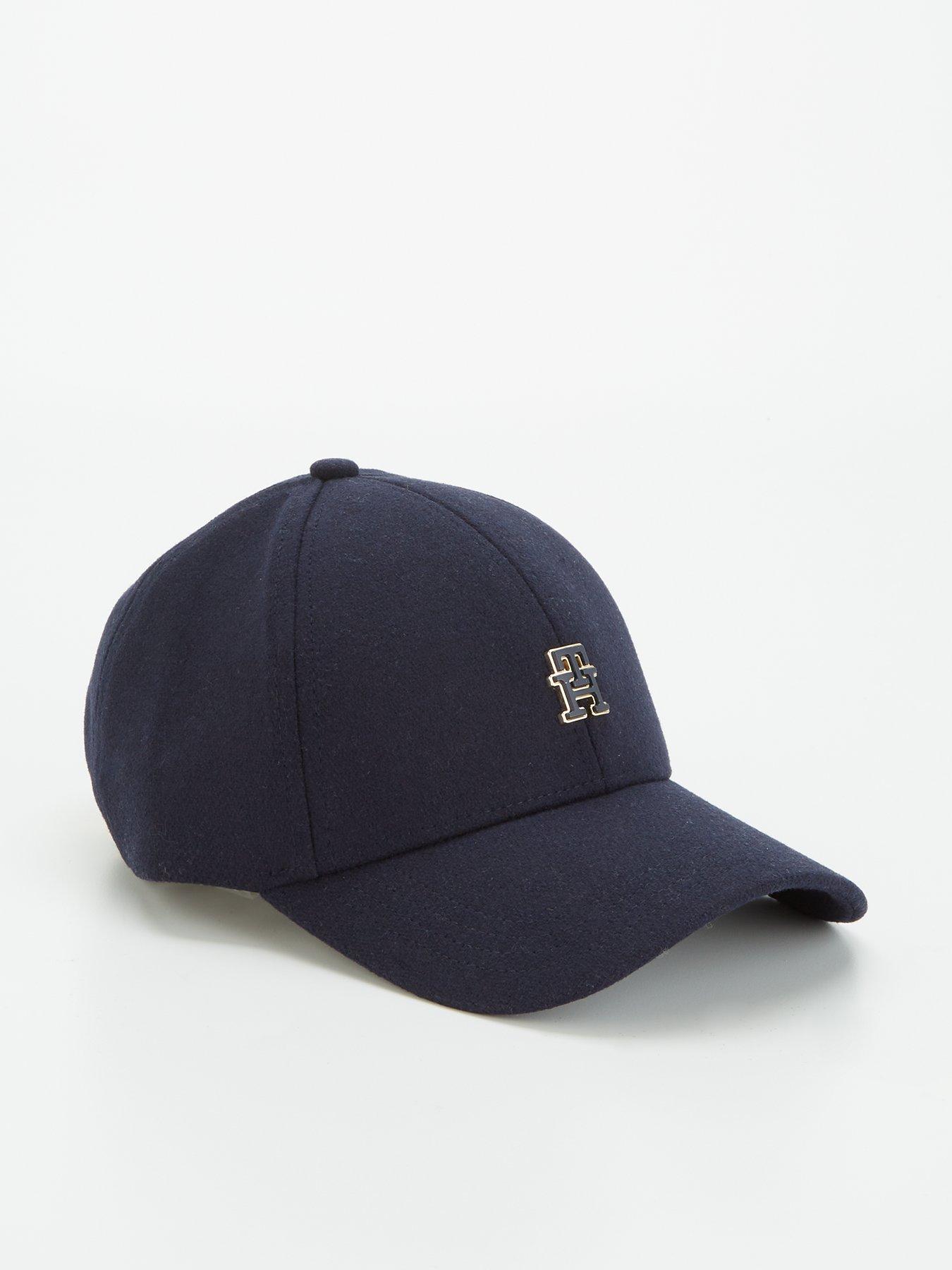 tommy-hilfiger-monogram-winter-cap-black