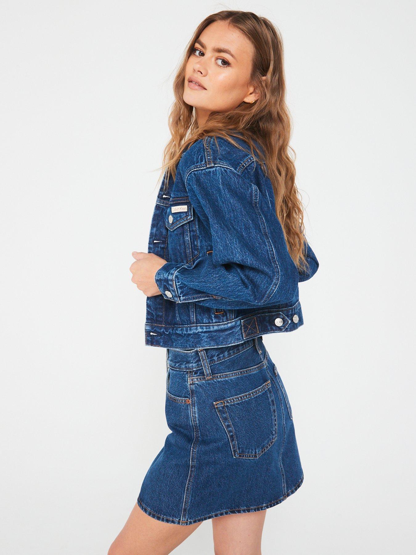 calvin-klein-jeans-high-rise-denim-mini-skirt-blueoutfit