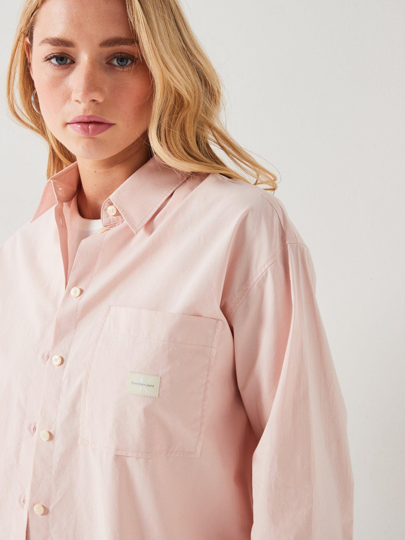 calvin-klein-jeans-woven-label-logo-shirt-pinkoutfit