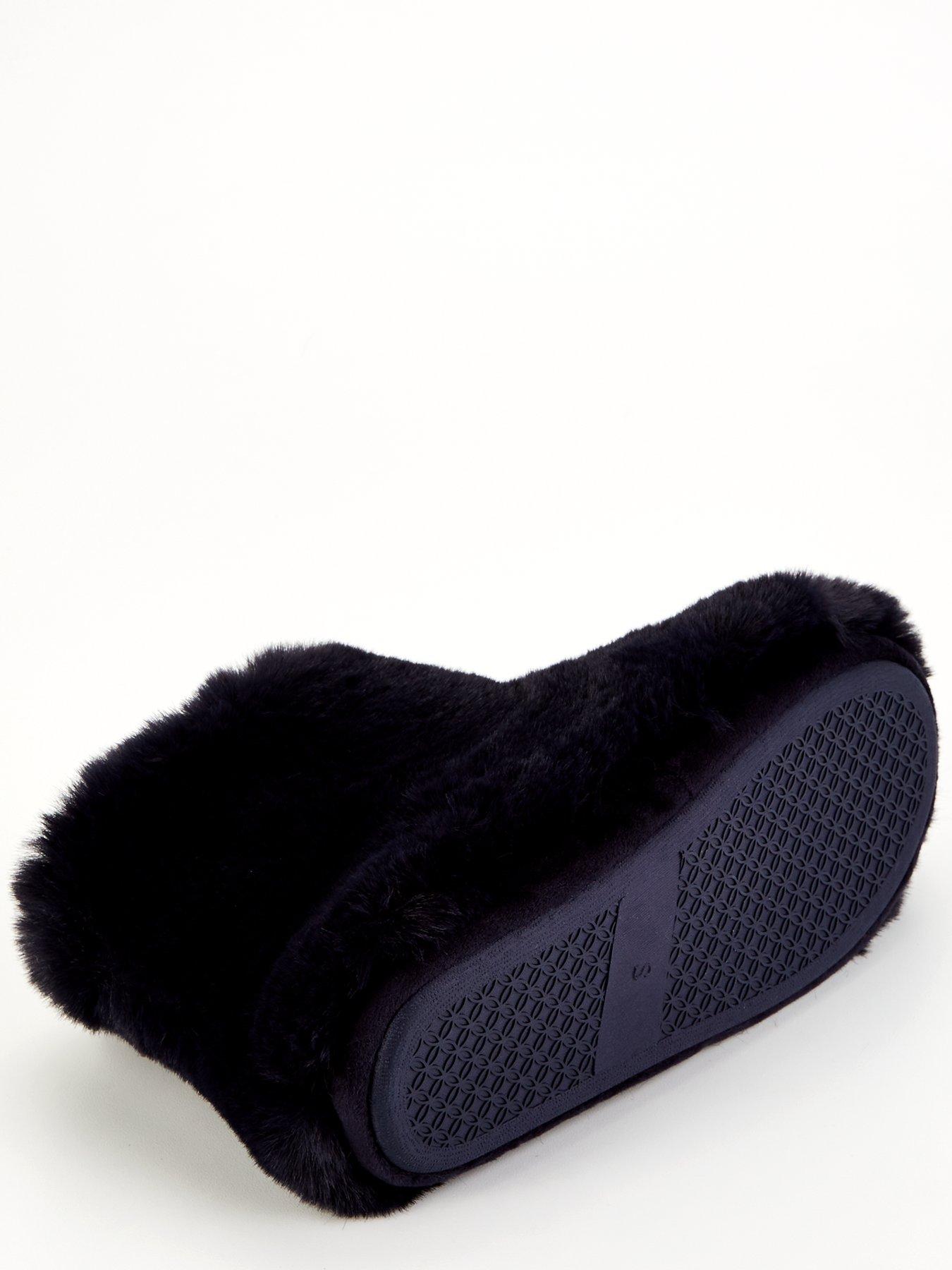 everyday-plush-boot-slipper-with-pom-poms-navydetail