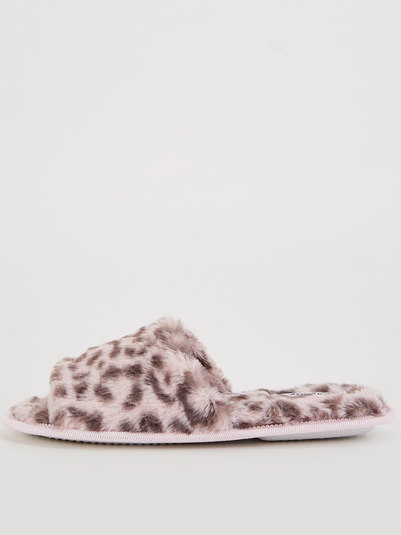 everyday-faux-fur-slider-slipper-leopard-print