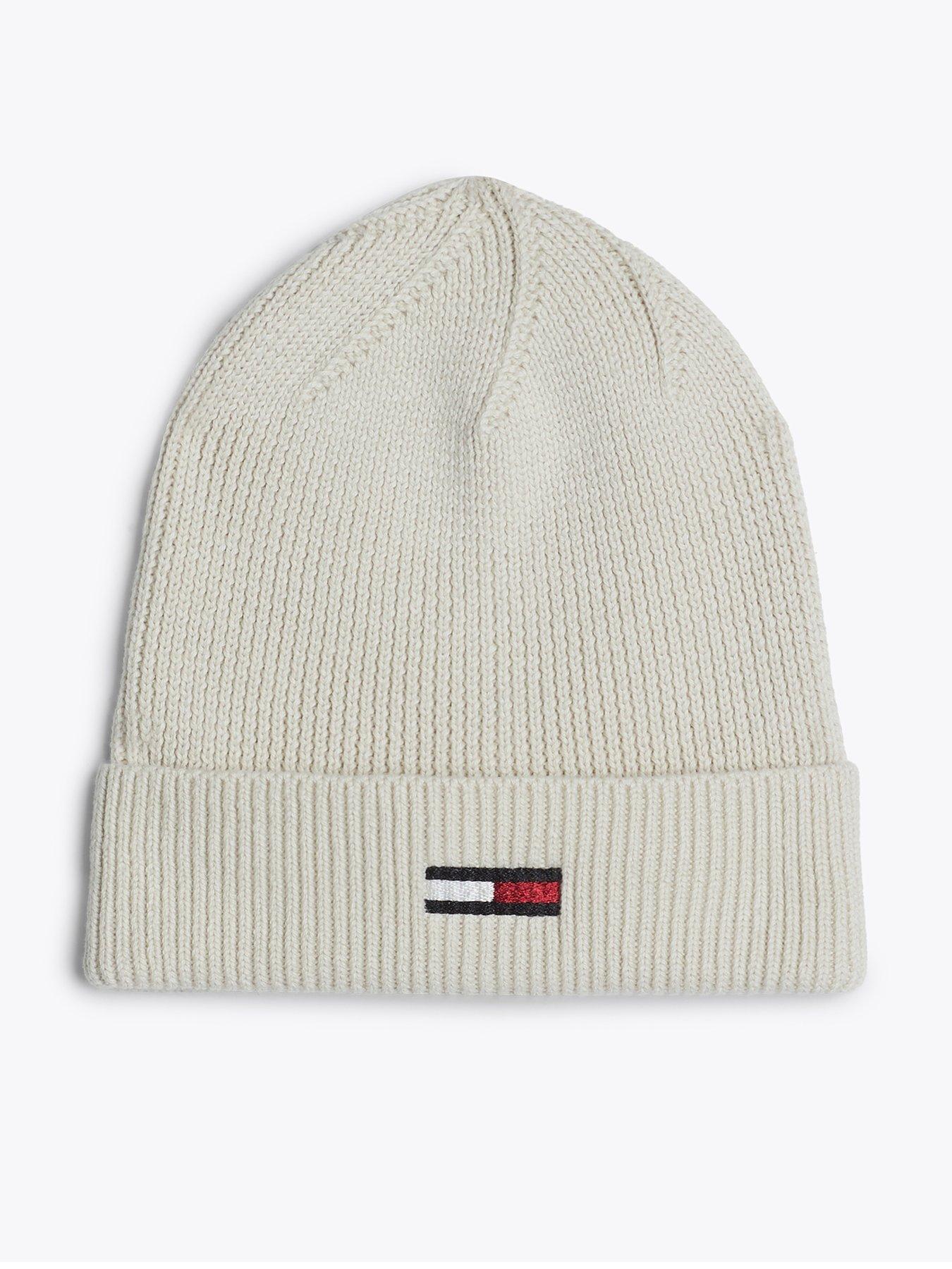 tommy-jeans-flag-logo-beanie-cream