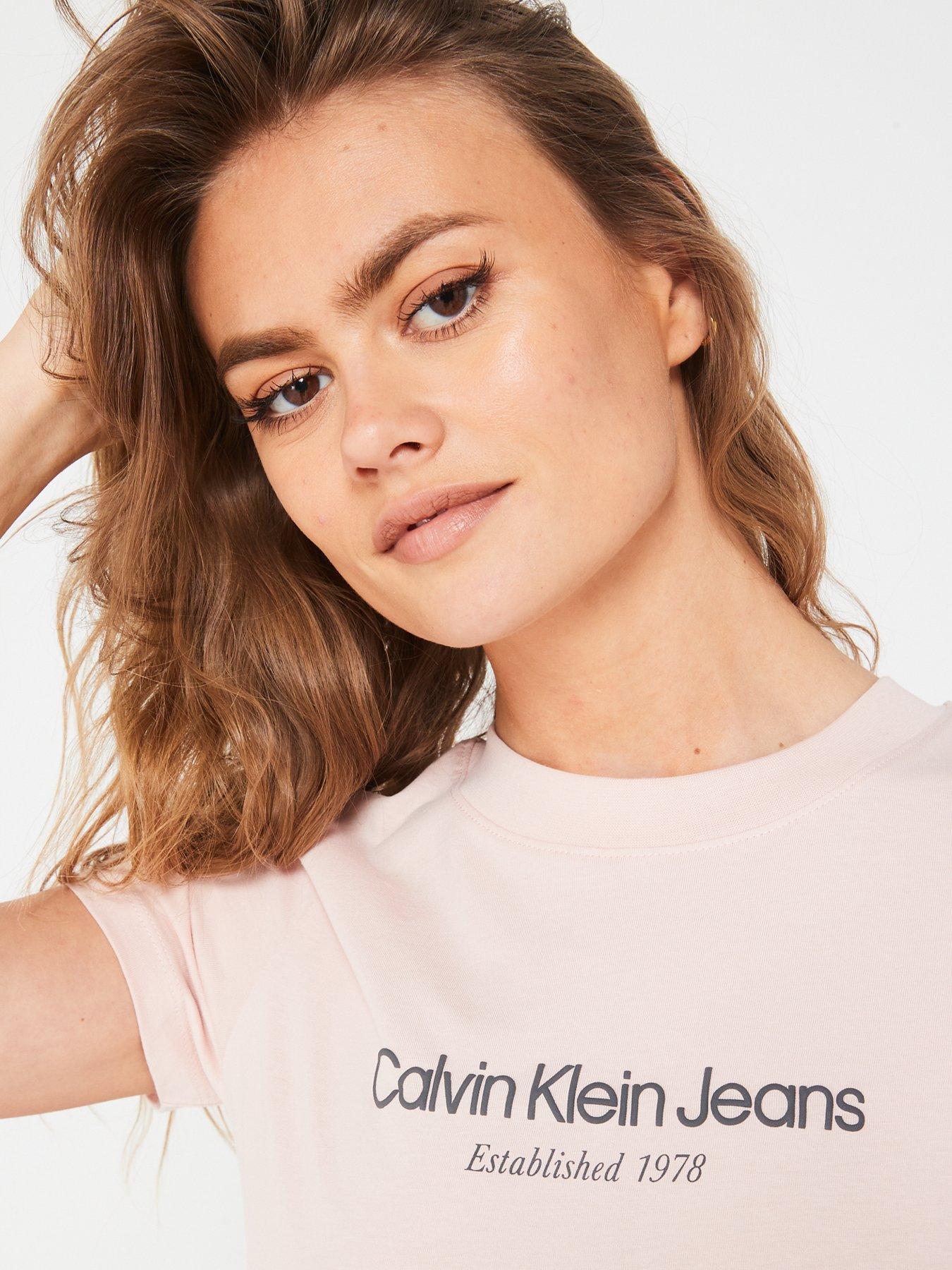 calvin-klein-jeans-graphic-logo-baby-short-sleeve-t-shirt-pinkoutfit