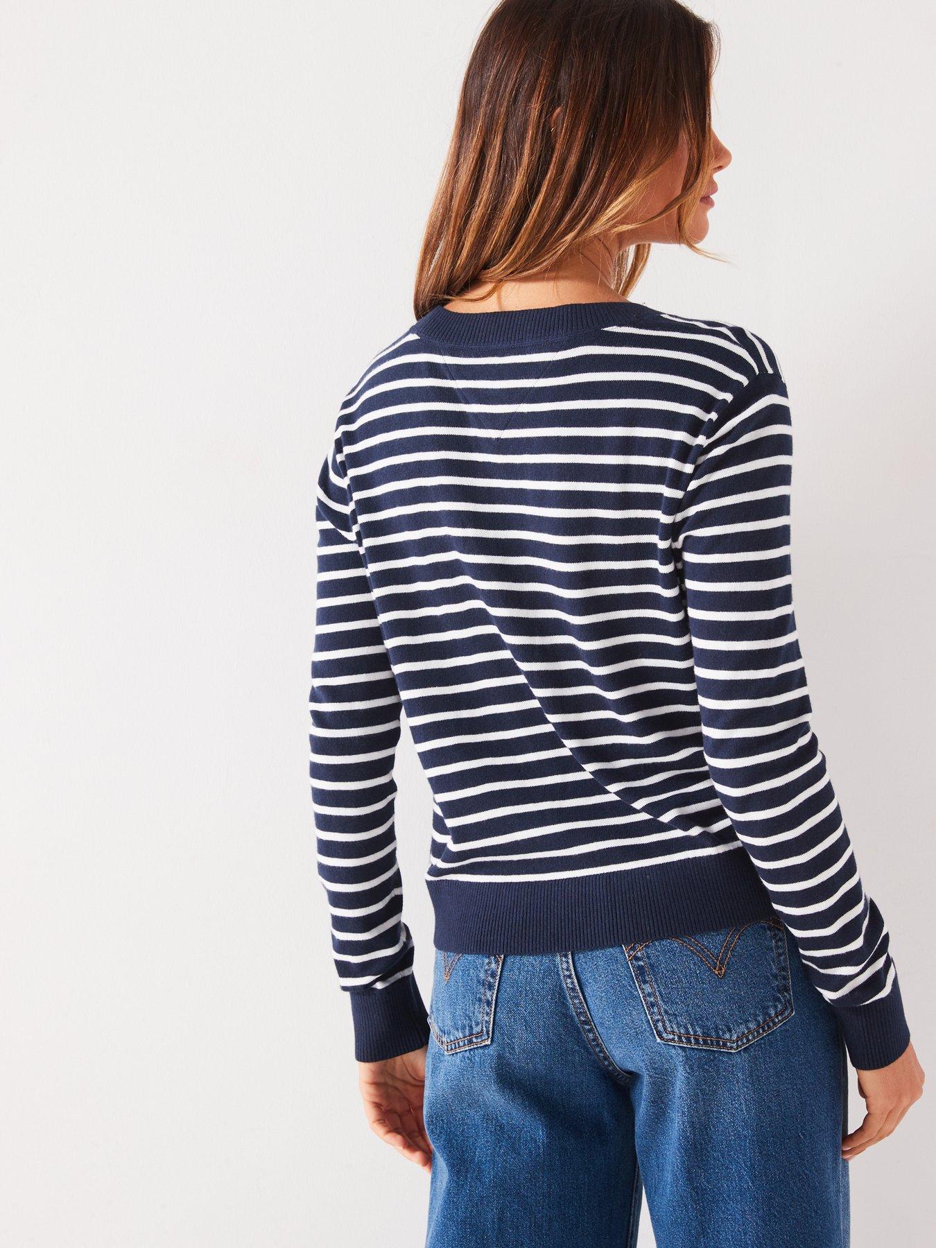 tommy-jeans-essential-stripe-v-neck-jumper-navystillFront