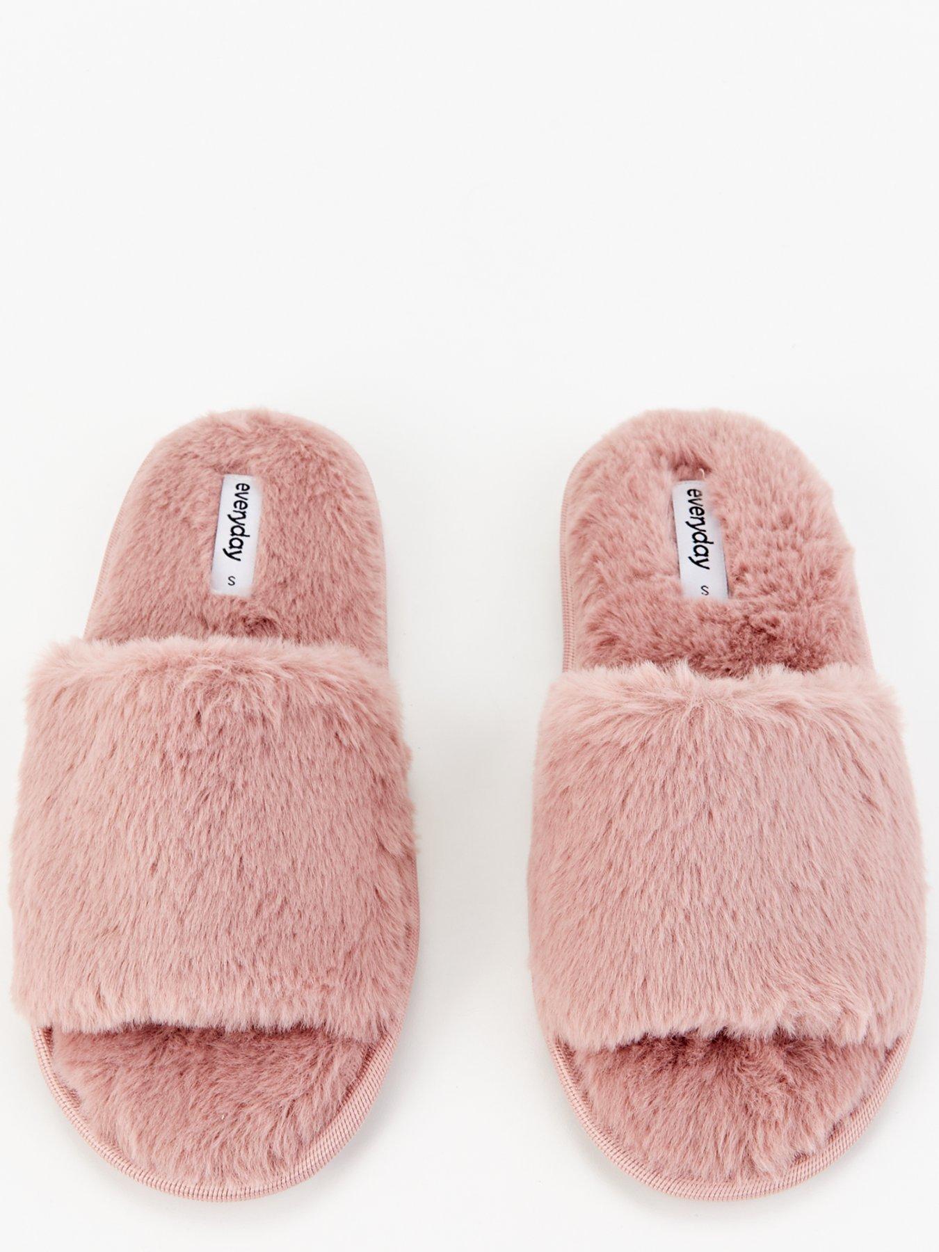 Image 4 of 7 of Everyday Faux Fur Slider Slipper - Pink