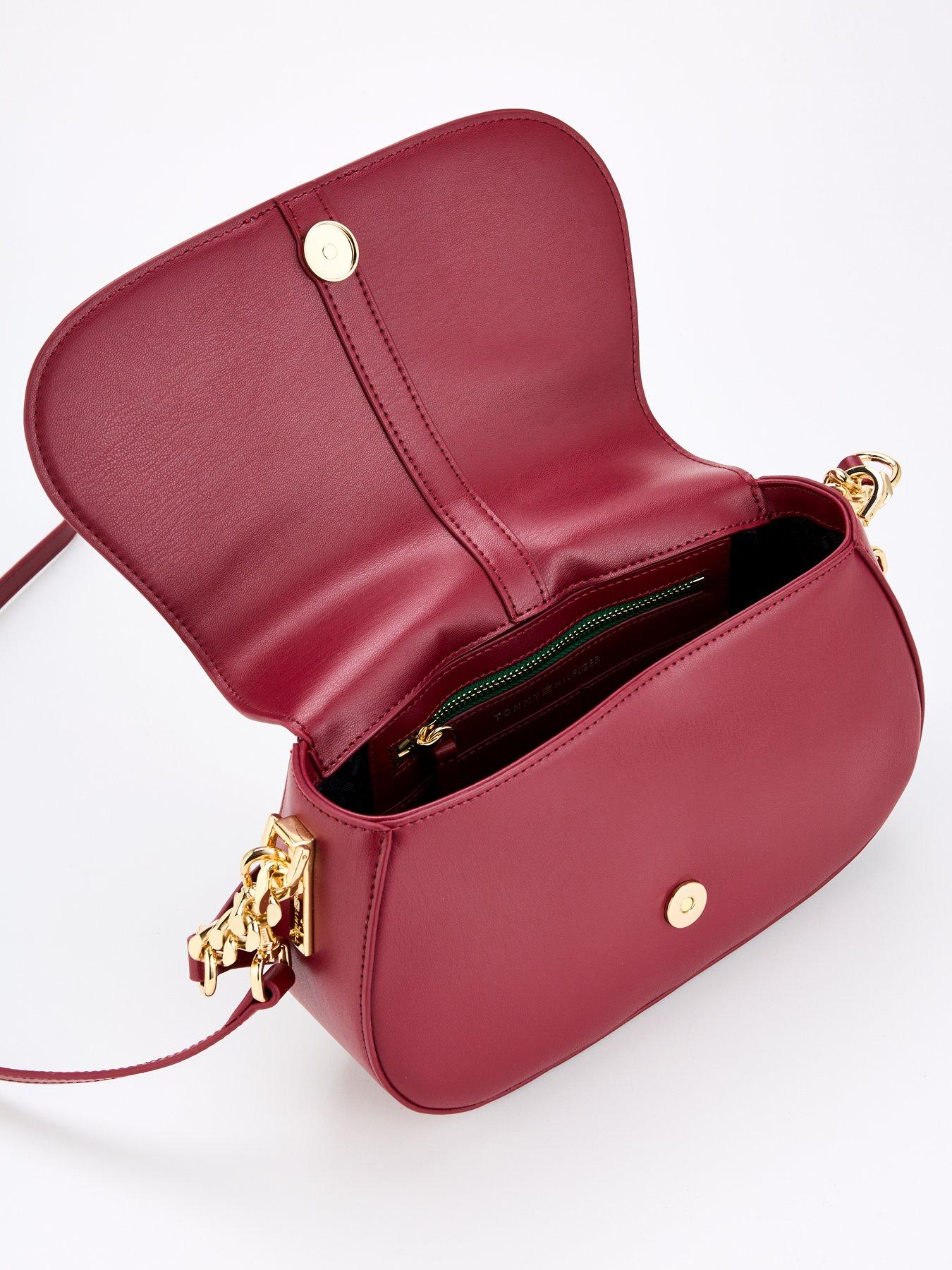 tommy-hilfiger-heritage-saddle-bag-reddetail