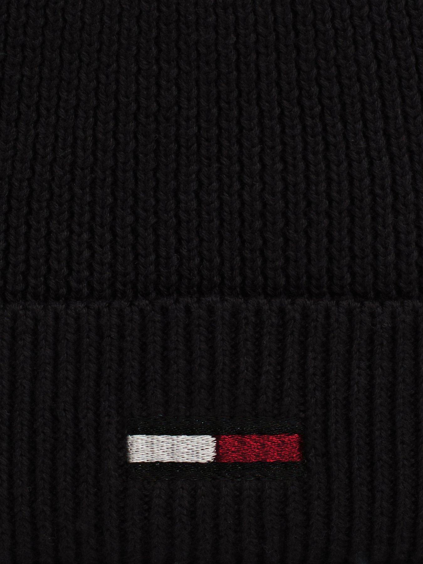 tommy-jeans-flag-logo-beanie-blackback