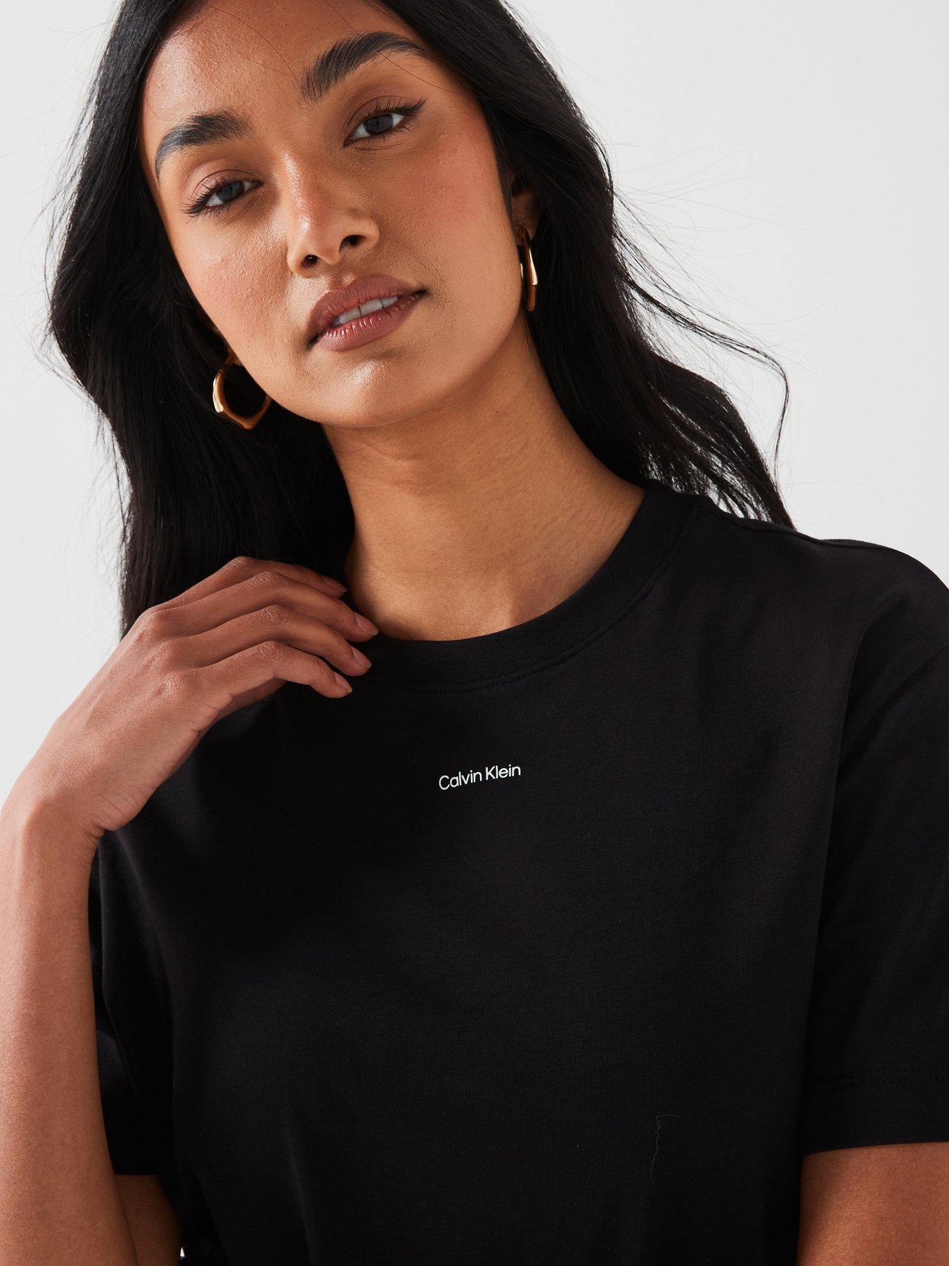 calvin-klein-micro-logo-t-shirt-blackoutfit