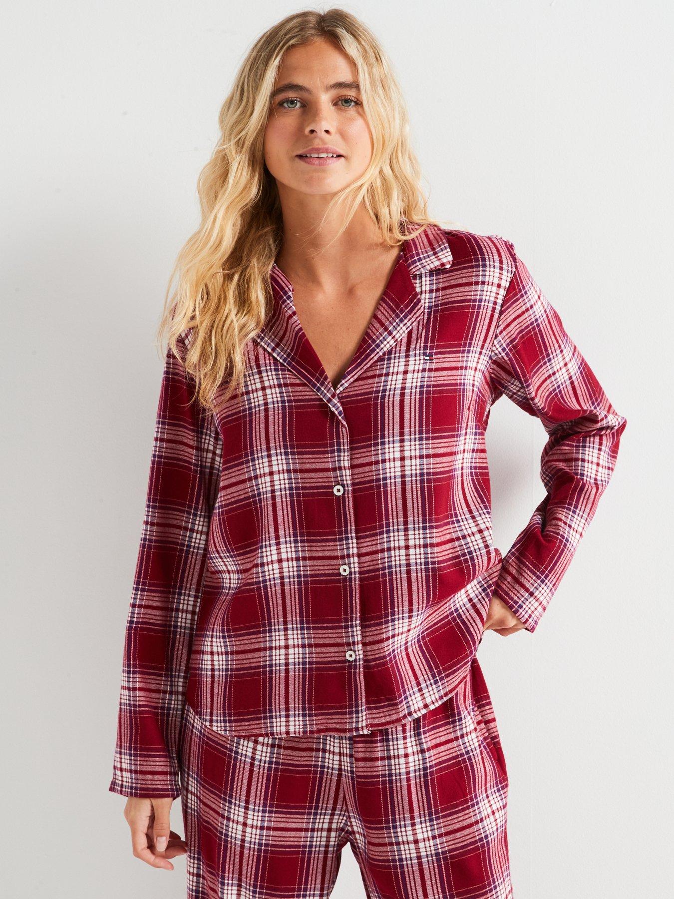 tommy-hilfiger-long-sleeve-flannel-pyjama-set-redoutfit