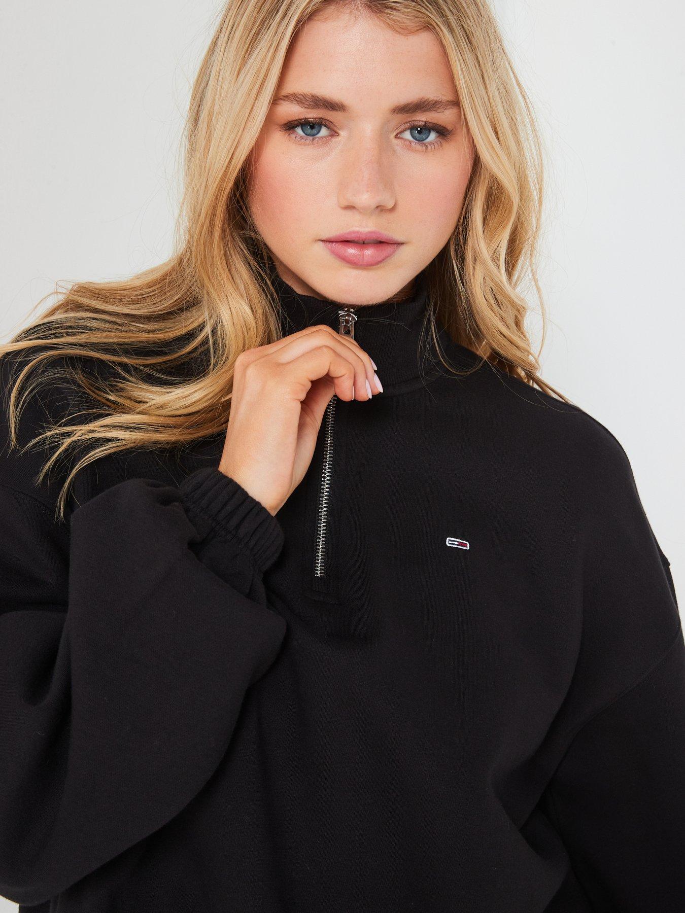 tommy-jeans-cropped-14-zip-through-sweatshirt-blackoutfit