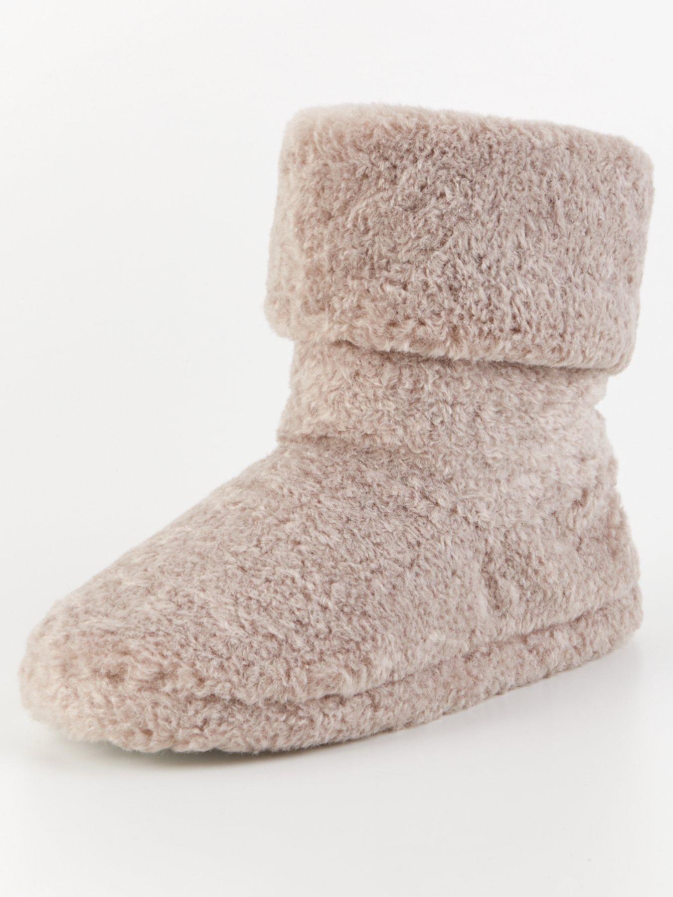 everyday-velour-slipper-boot-oatmealstillFront