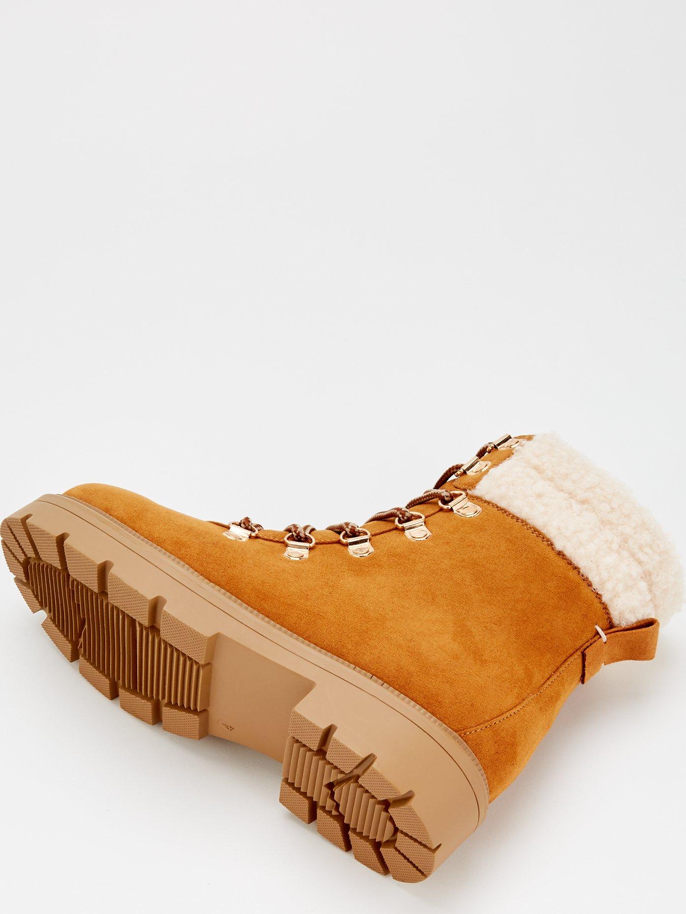 everyday-extra-wide-fit-tan-ankle-hiker-boot-browndetail