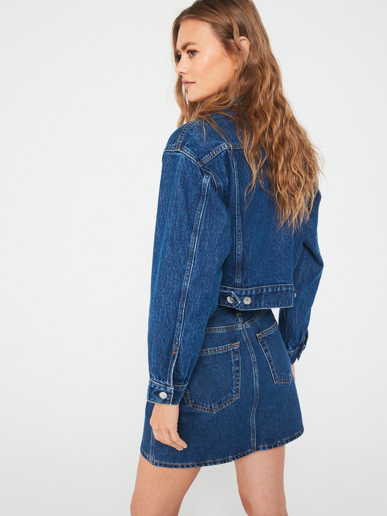 calvin-klein-jeans-90s-denim-trucker-jacket-bluedetail