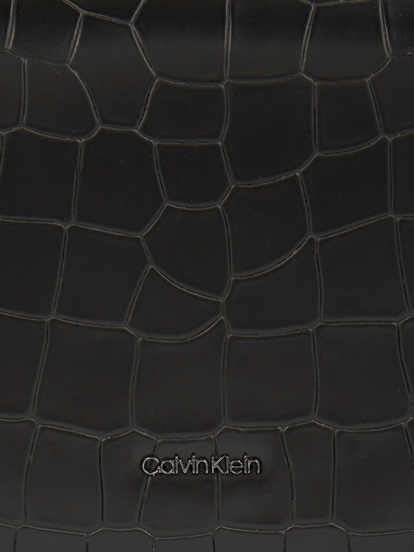 calvin-klein-croc-print-clutch-with-chain-blackoutfit