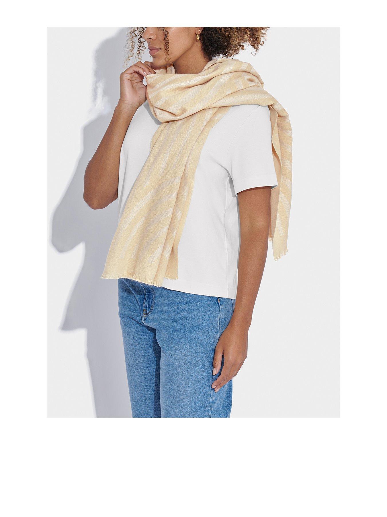 katie-loxton-printed-blanket-scarf