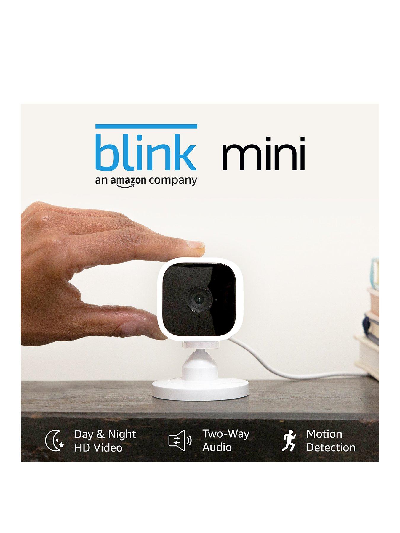 blink-blink-mini-compact-indoor-plug-in-smart-security-camera-1080p-hd-video-motion-detection-works-with-alexa-1-camerastillFront