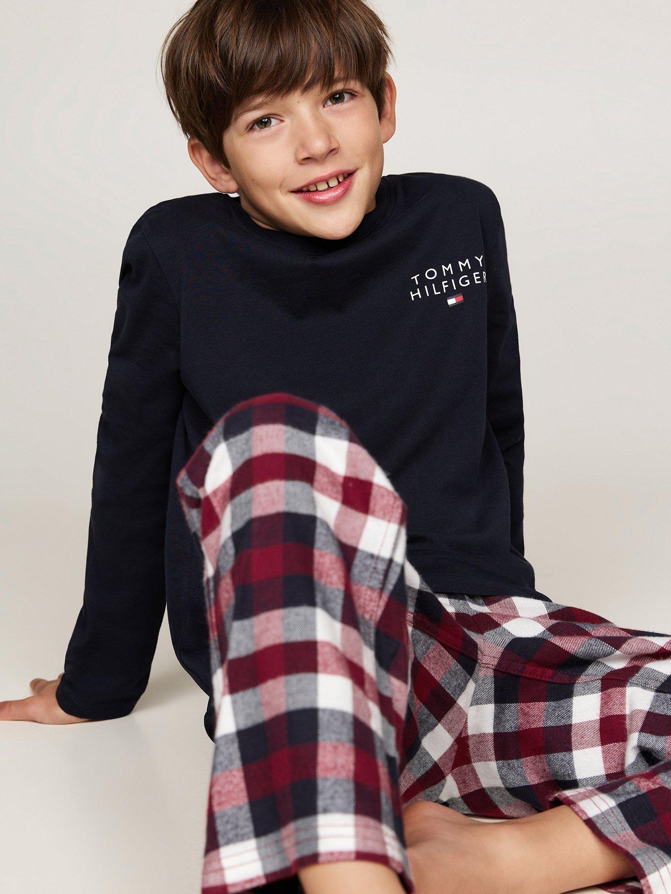 tommy-hilfiger-boys-long-sleeve-print-flannel-pyjama-set-multioutfit