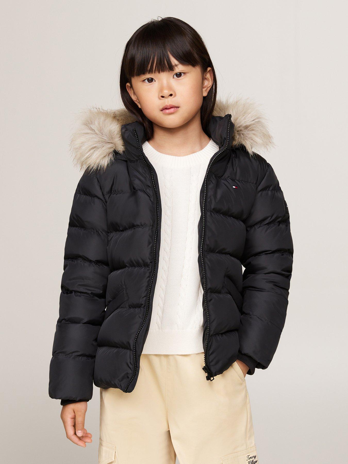 tommy-hilfiger-girls-essential-down-fur-hood-jacket-blackstillFront