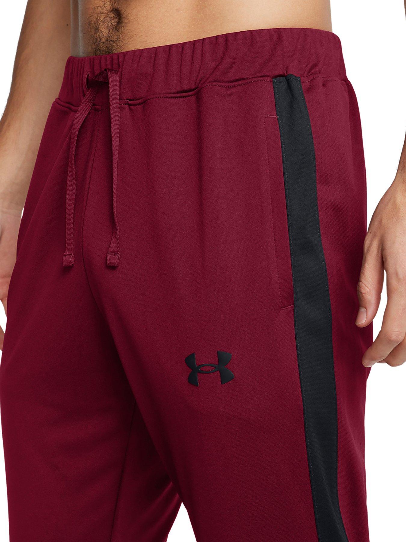 under-armour-mens-training-knit-tracksuit-burgundyoutfit