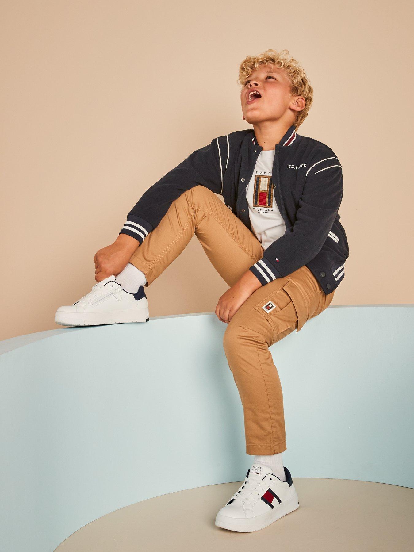 tommy-hilfiger-boys-cargo-pull-on-cotton-pants-khakioutfit