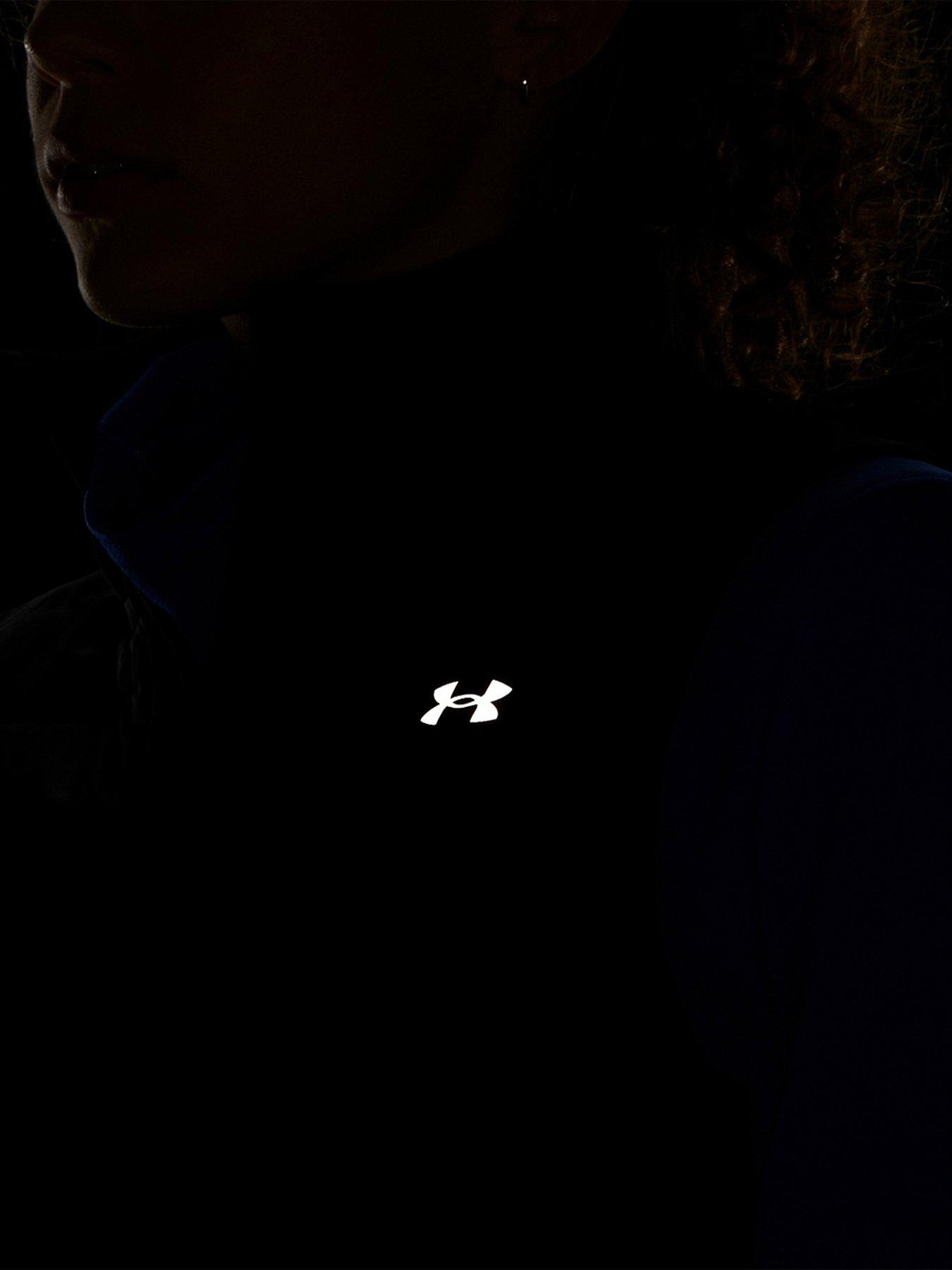 under-armour-womens-running-launch-insulated-gilet-blackdetail