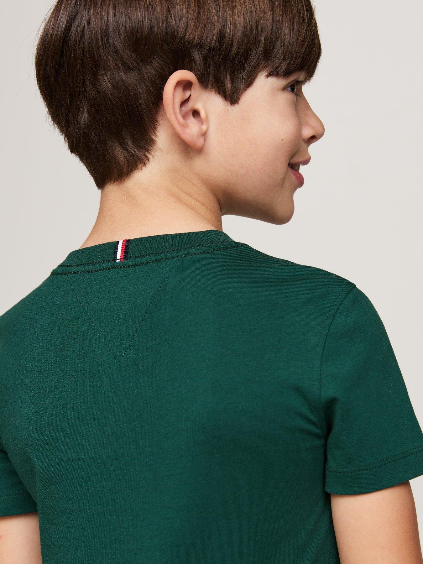 tommy-hilfiger-boys-short-sleeve-essential-flag-t-shirt-greenoutfit