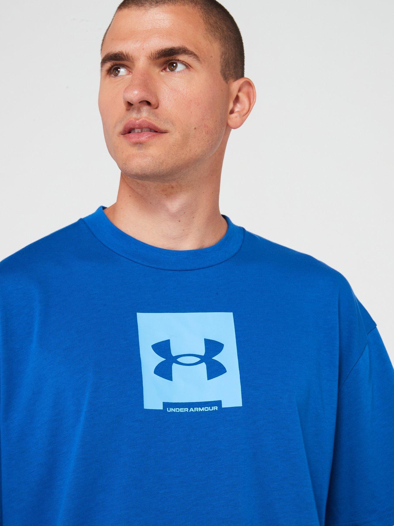 under-armour-mens-training-oversized-box-logo-t-shirt-blueoutfit