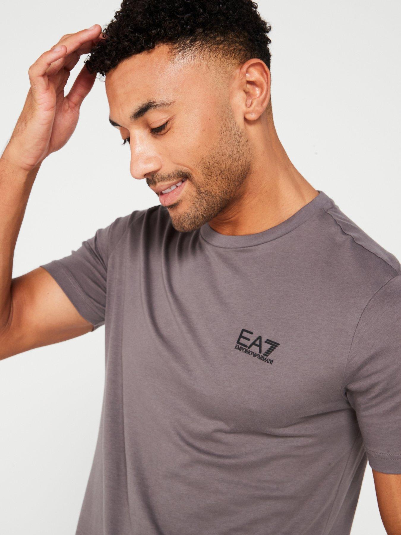 ea7-emporio-armani-ea7-emporio-armani-core-id-left-chest-logo-t-shirt-greyoutfit