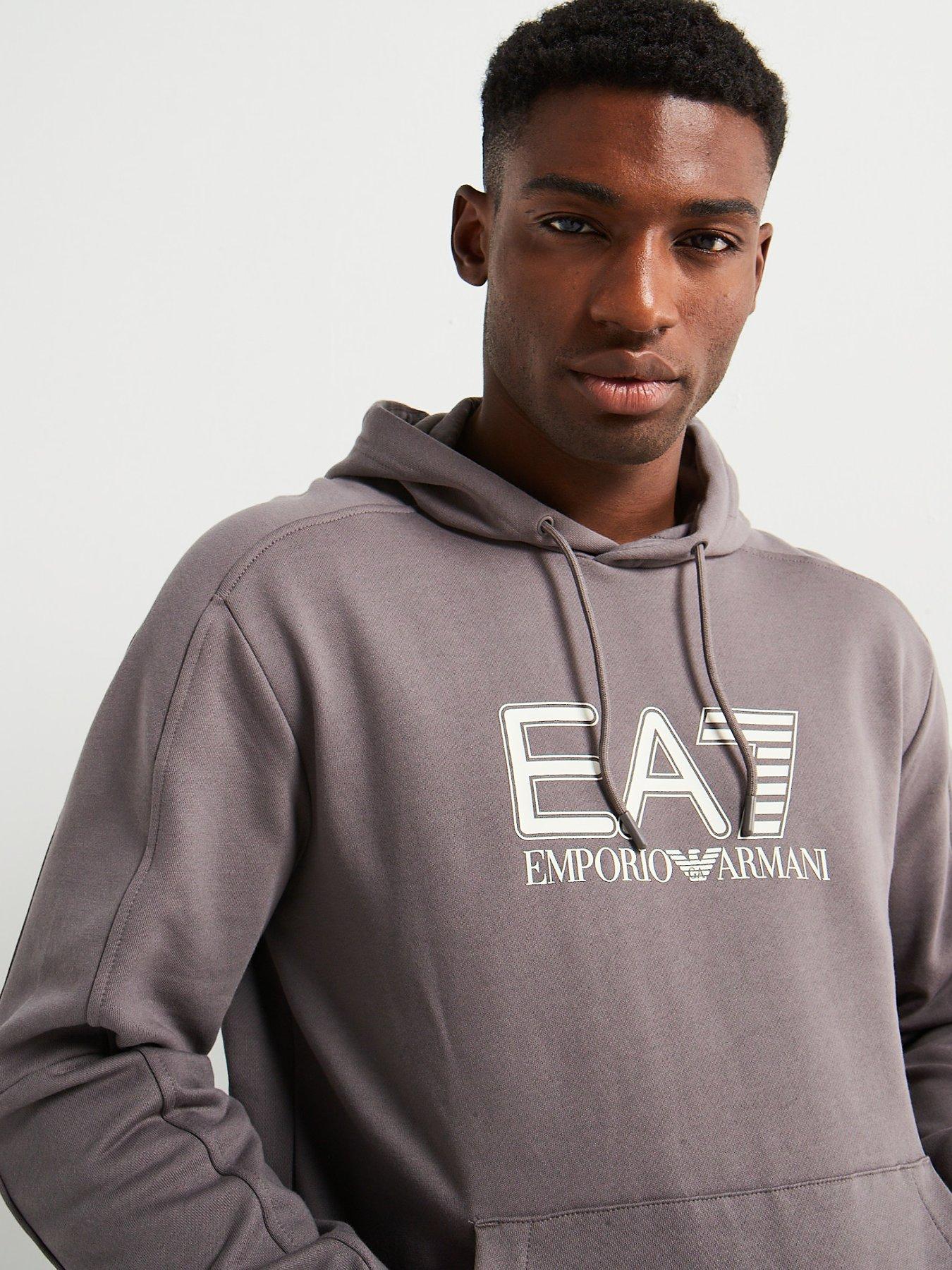 ea7-emporio-armani-visibility-centre-logo-hoodie-greyoutfit