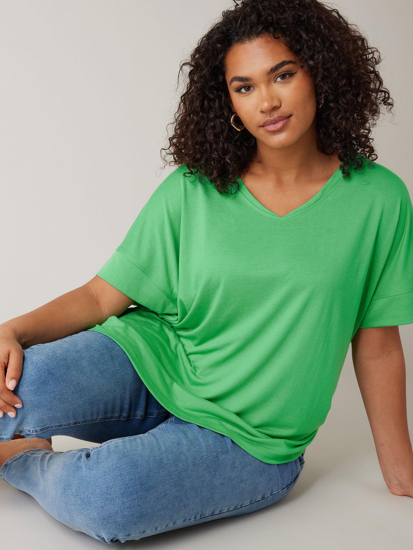 evans-v-neck-modal-t-shirt-greenoutfit