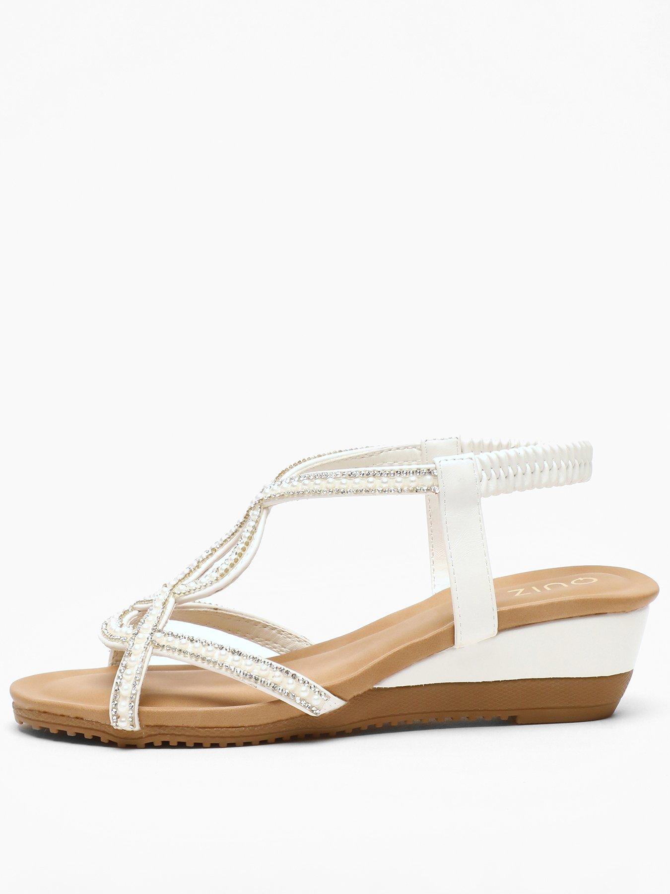 quiz-white-pearl-low-wedge-sandals