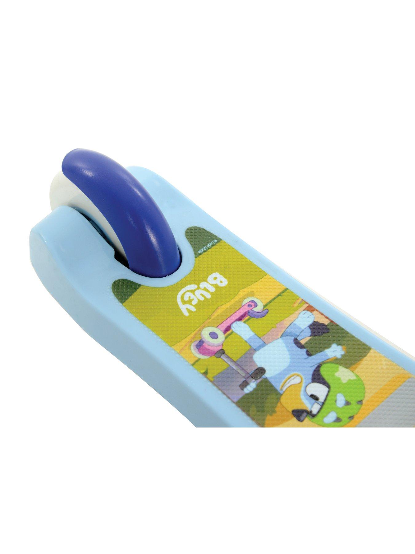 Image 7 of 7 of Bluey Mini Go! Tilt Scooter with Lights
