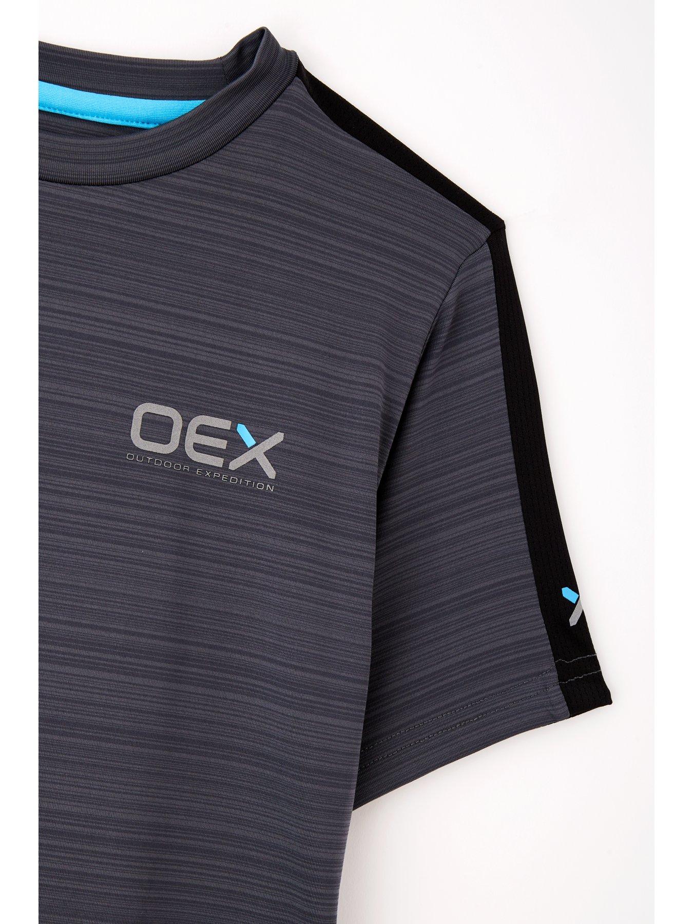 oex-boys-junior-hewitt-tee-shirt-dark-greyoutfit