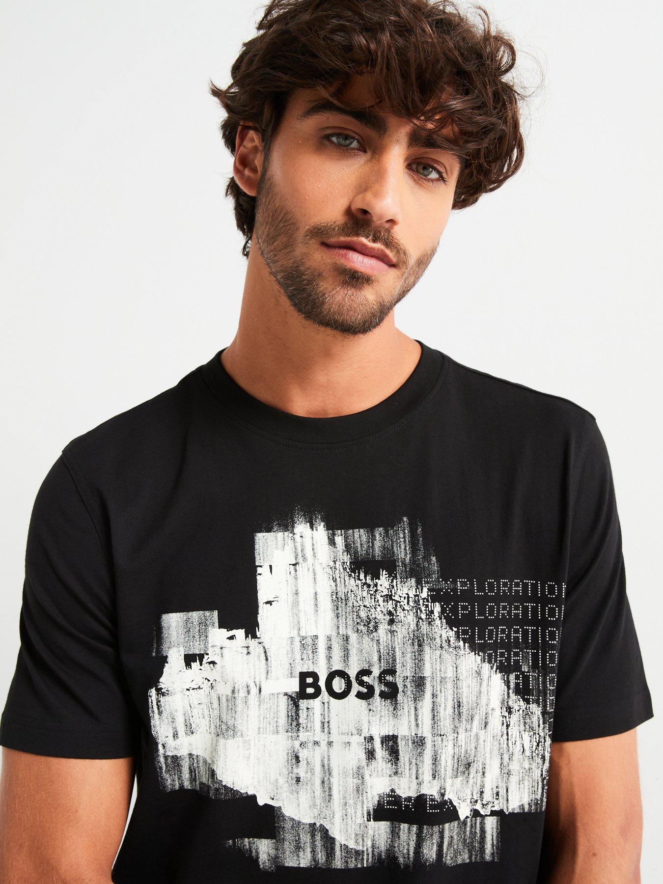 boss-boss-te-alien-regular-fit-graphic-t-shirt-blackoutfit