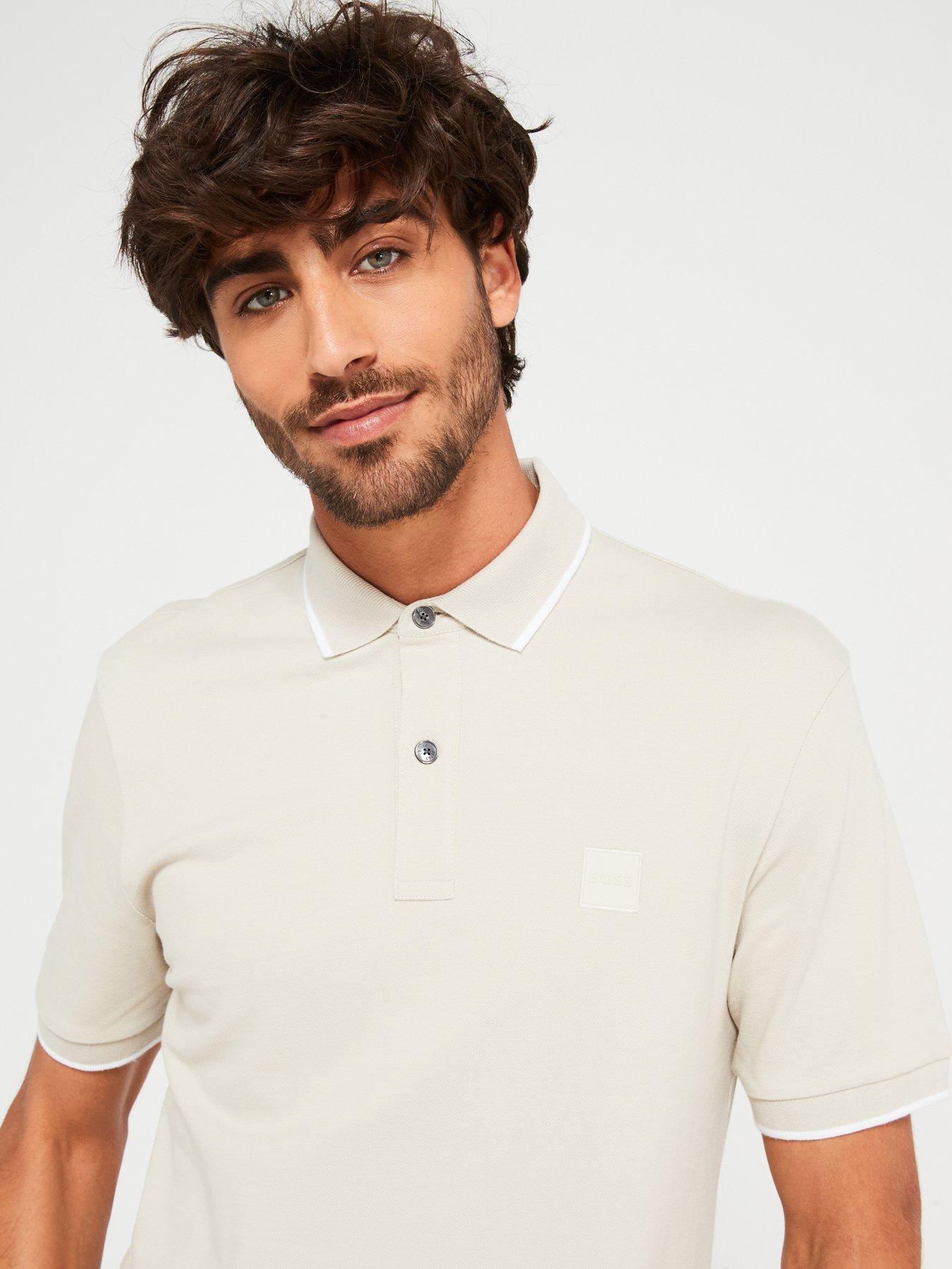 boss-boss-passertip-slim-fit-short-sleeve-polo-shirt-light-beigeoutfit