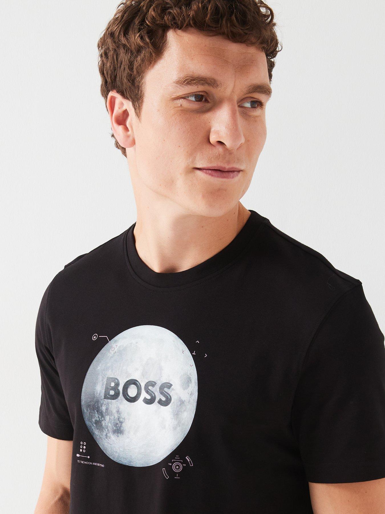 boss-boss-te-moon-regular-fit-graphic-t-shirt-blackoutfit