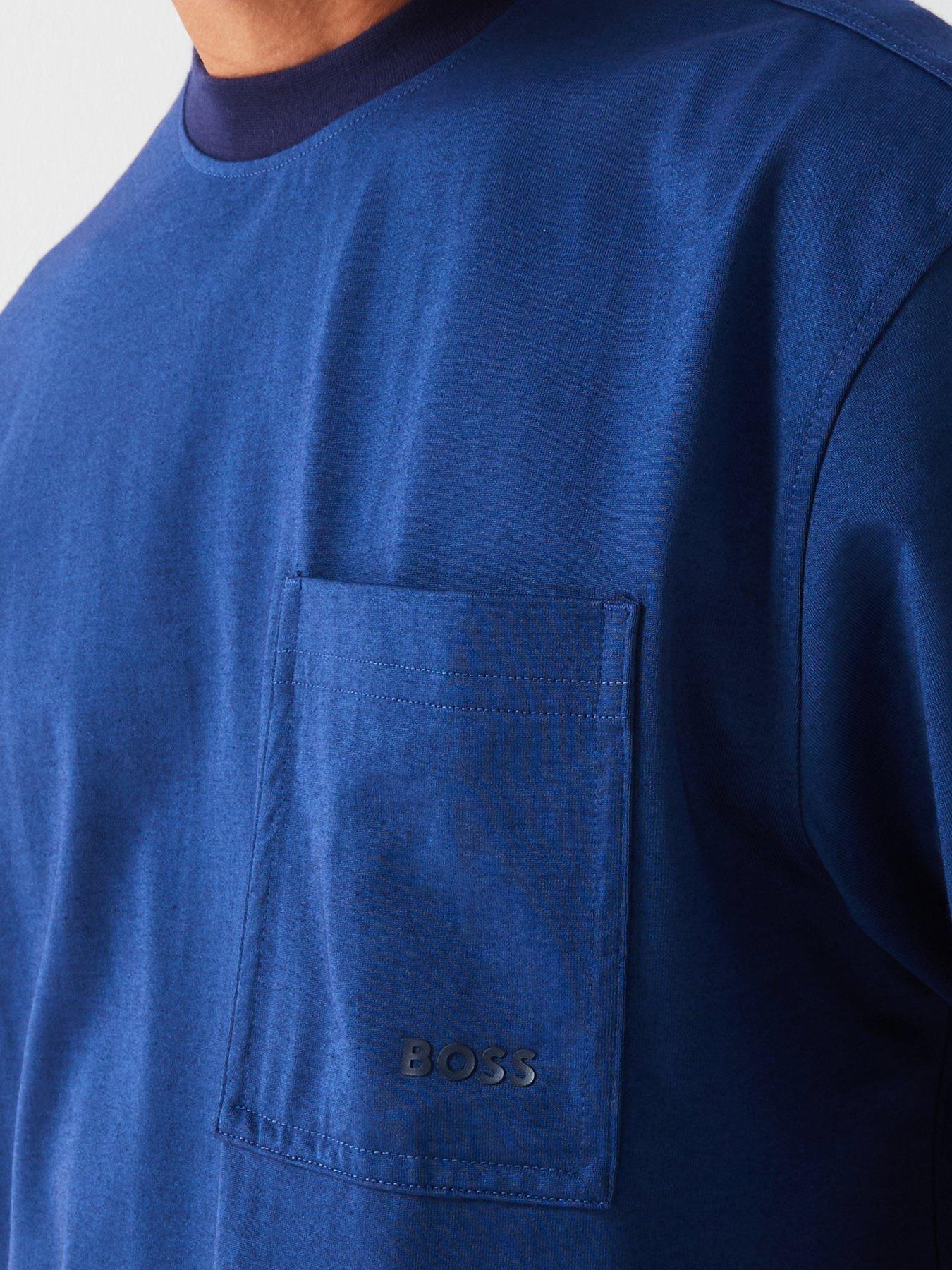 boss-boss-te-treated-relaxed-fit-pocket-t-shirt-blueoutfit