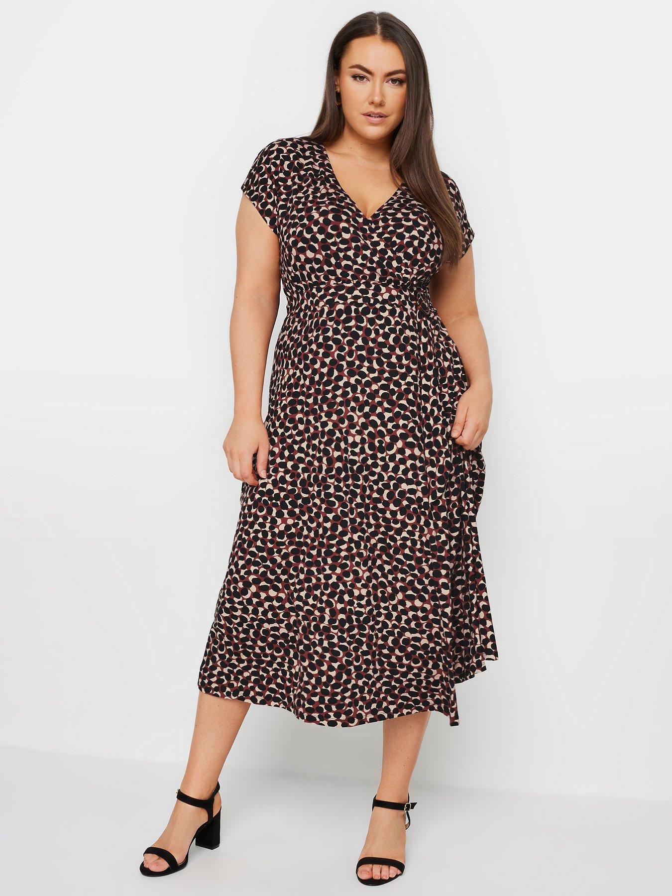 yours-curve-spot-wrap-dress