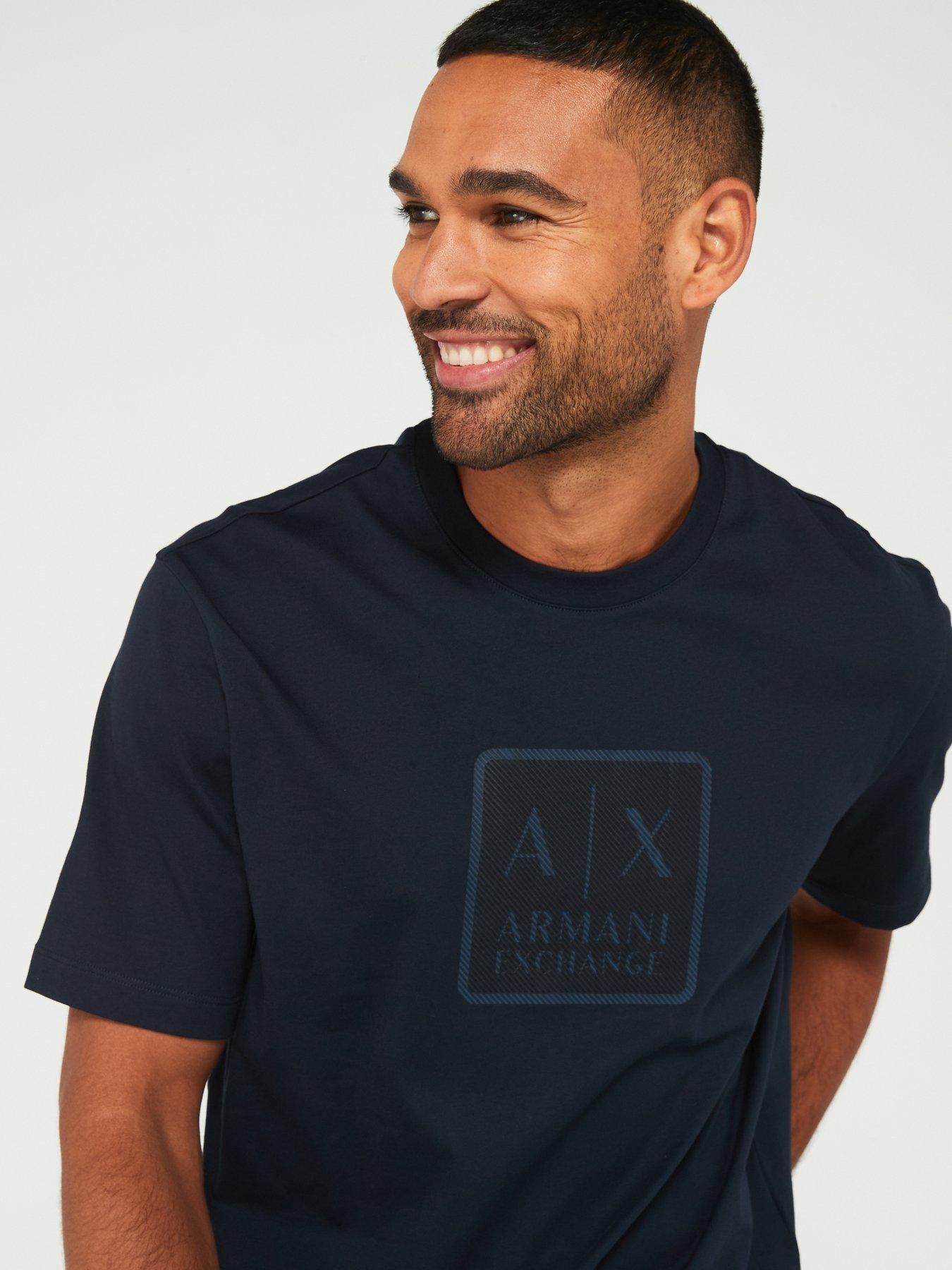 armani-exchange-armani-exchange-relaxed-fit-rubberized-logo-t-shirt-navyoutfit