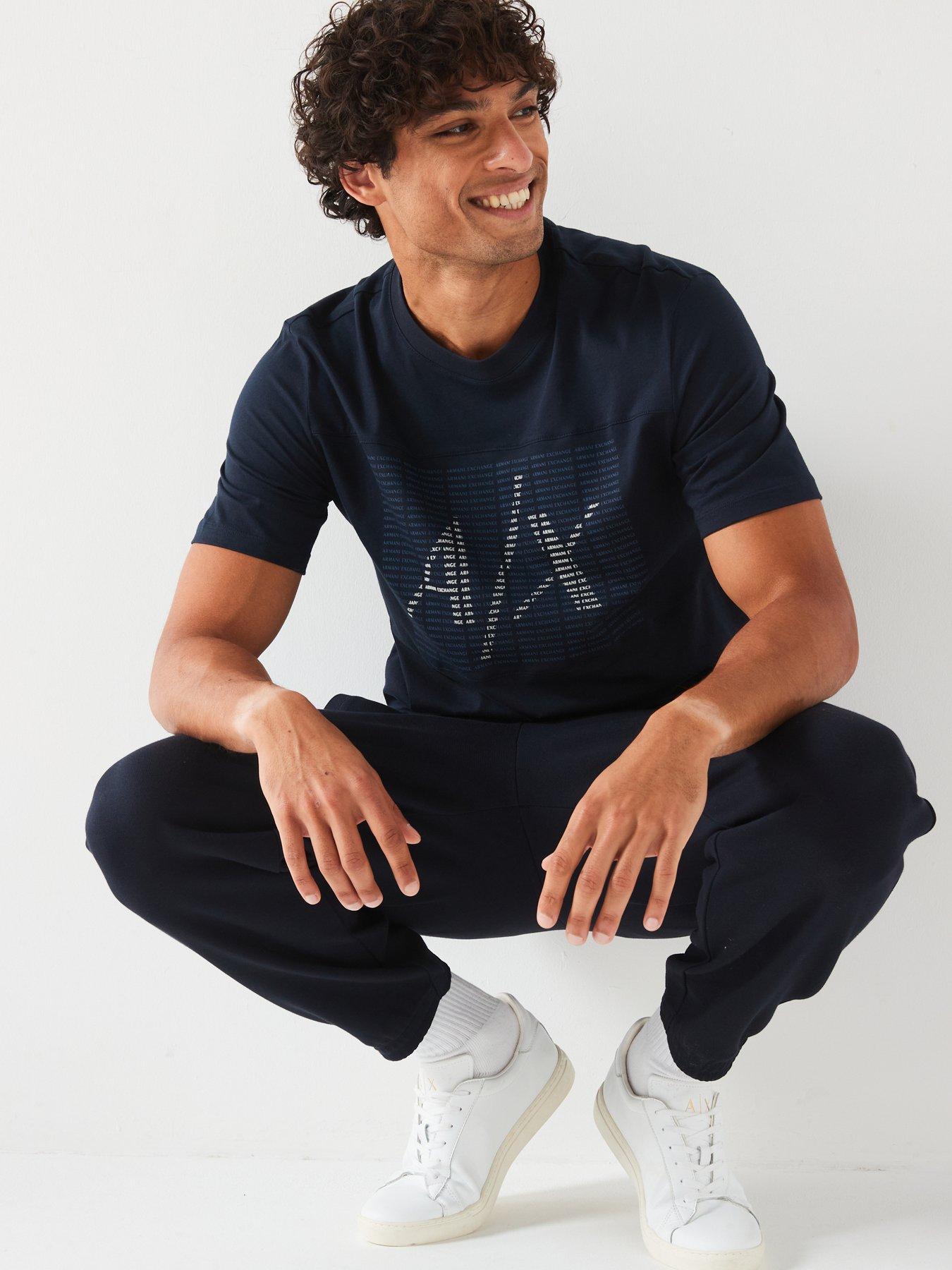 armani-exchange-regular-fit-macro-logo-graphic-t-shirt-navyoutfit