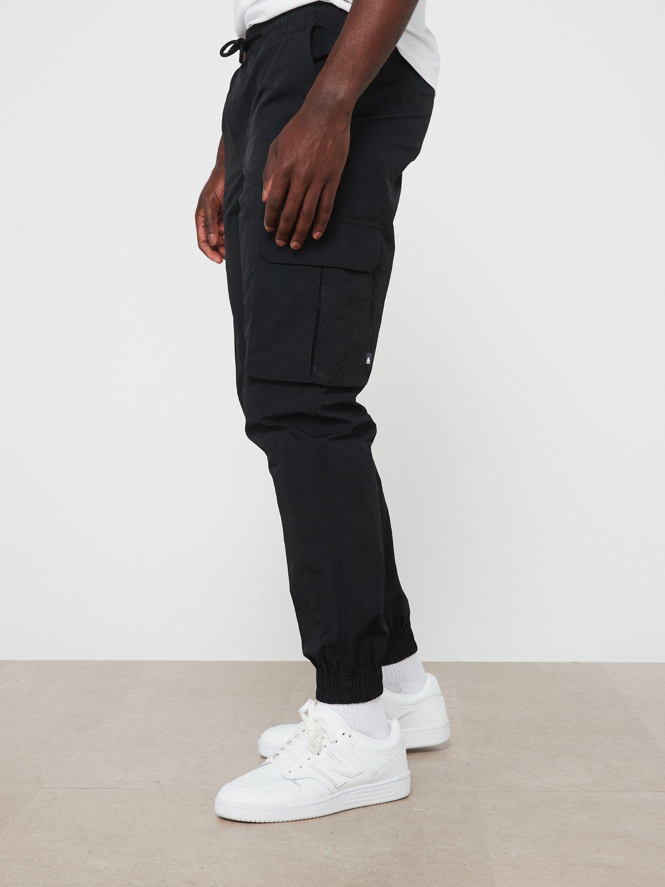 jack-jones-jack-amp-jones-kance-loose-fit-cuffed-tech-cargo-trousers-blackoutfit