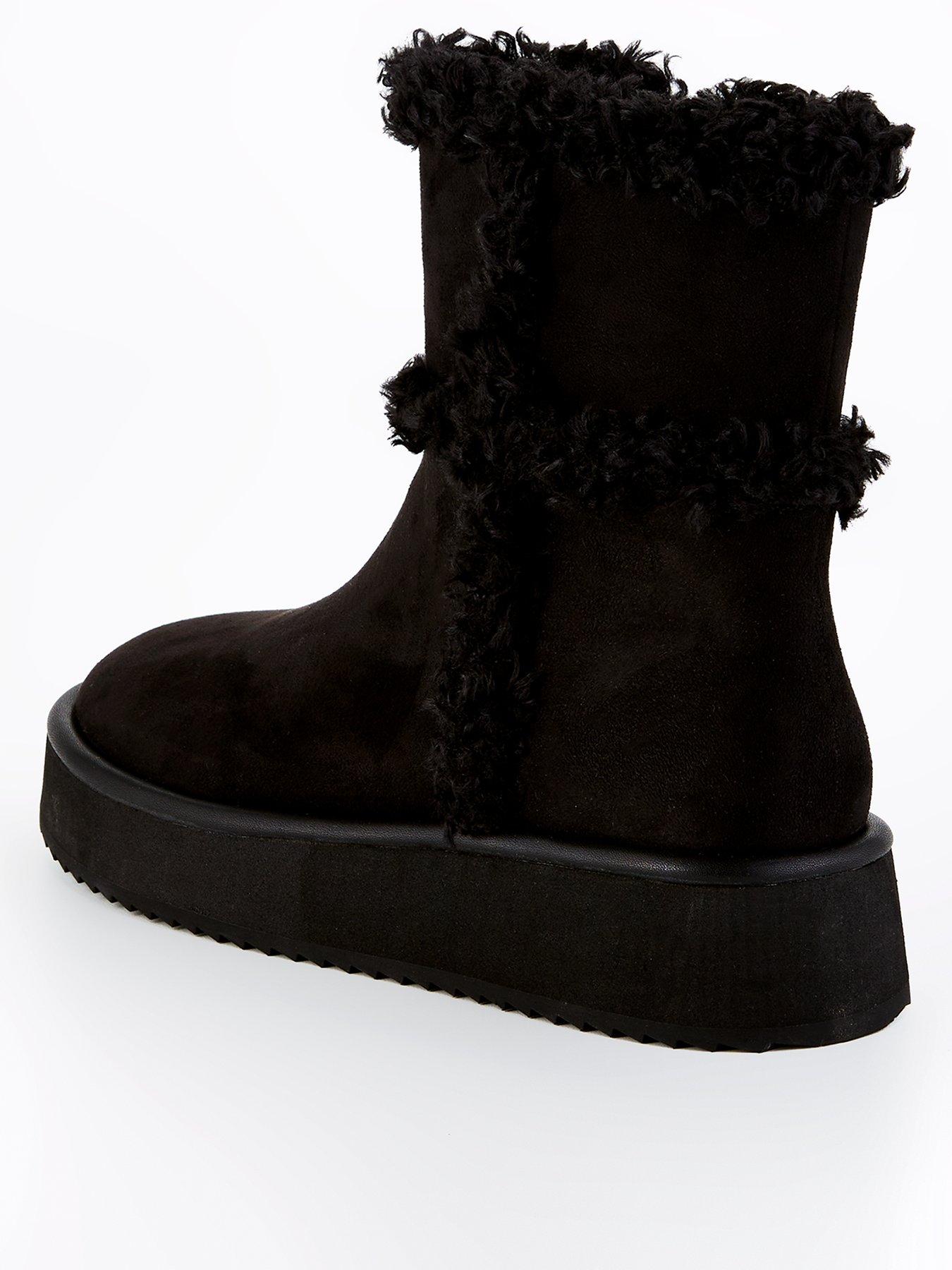 everyday-flatform-ankle-boot-with-faux-fur-blackback