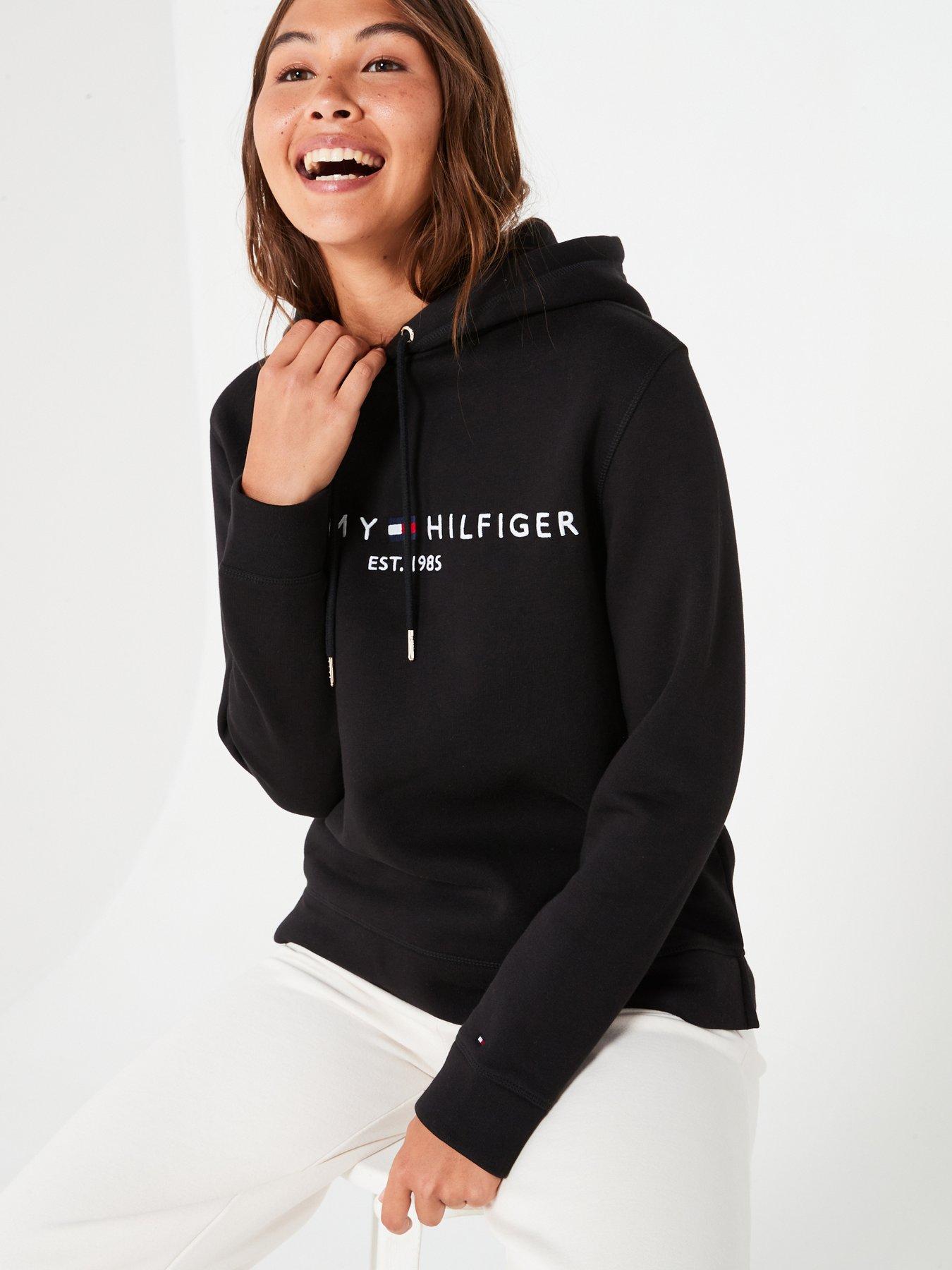 tommy-hilfiger-heritage-logo-hoodie-black