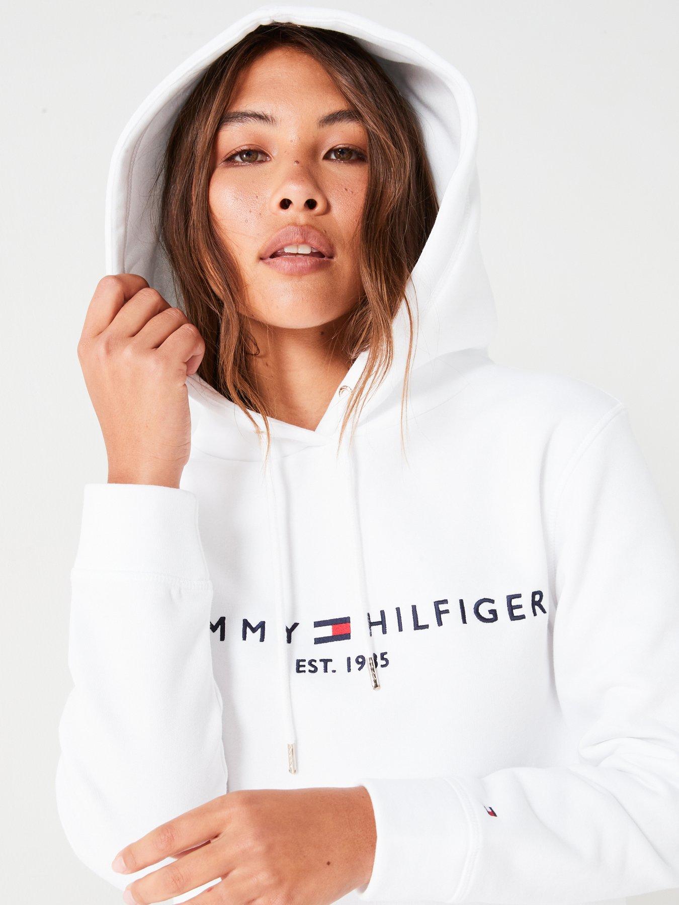 tommy-hilfiger-heritage-logo-hoodie-whitedetail