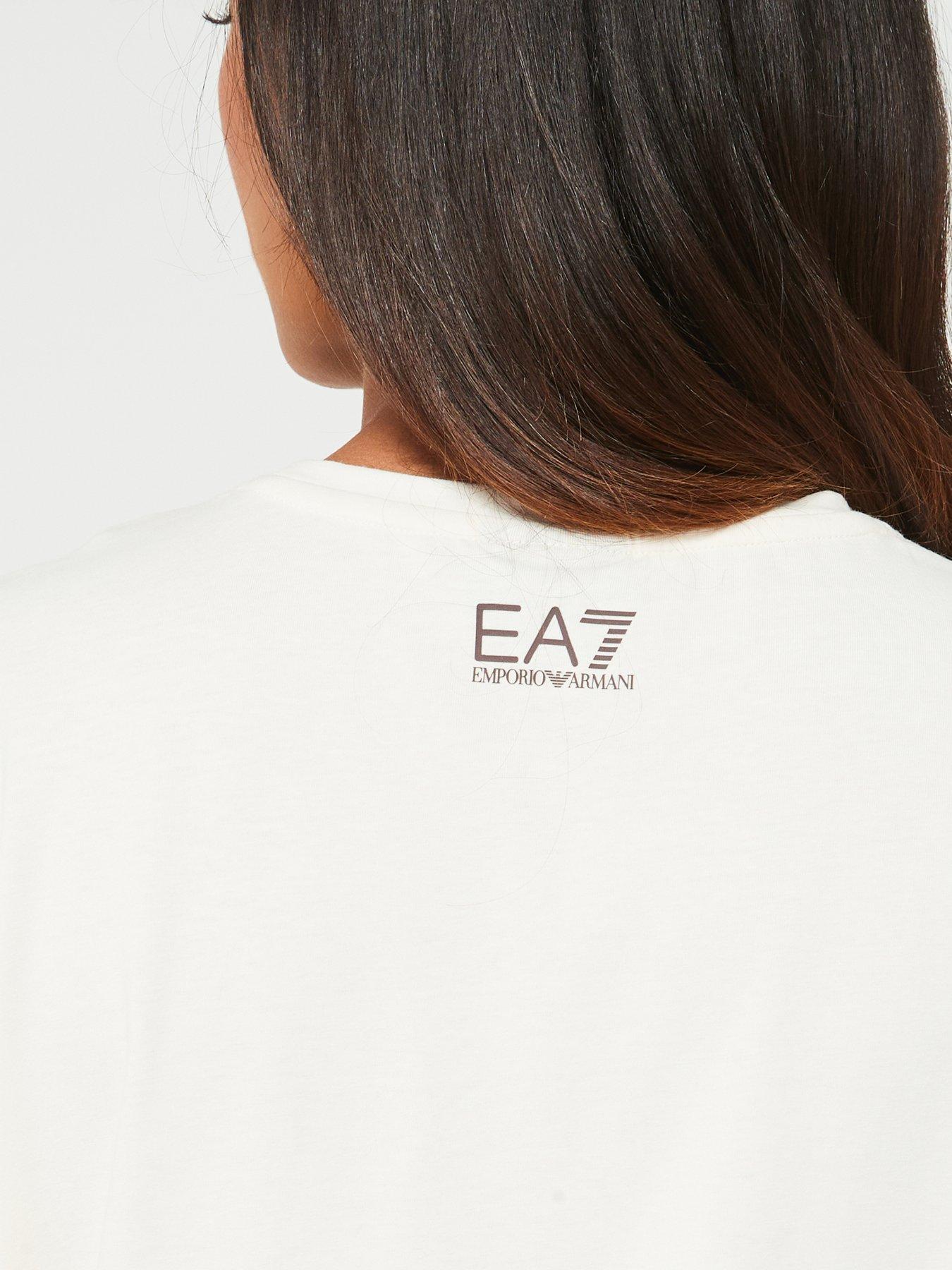 ea7-emporio-armani-logo-t-shirt-off-whitedetail