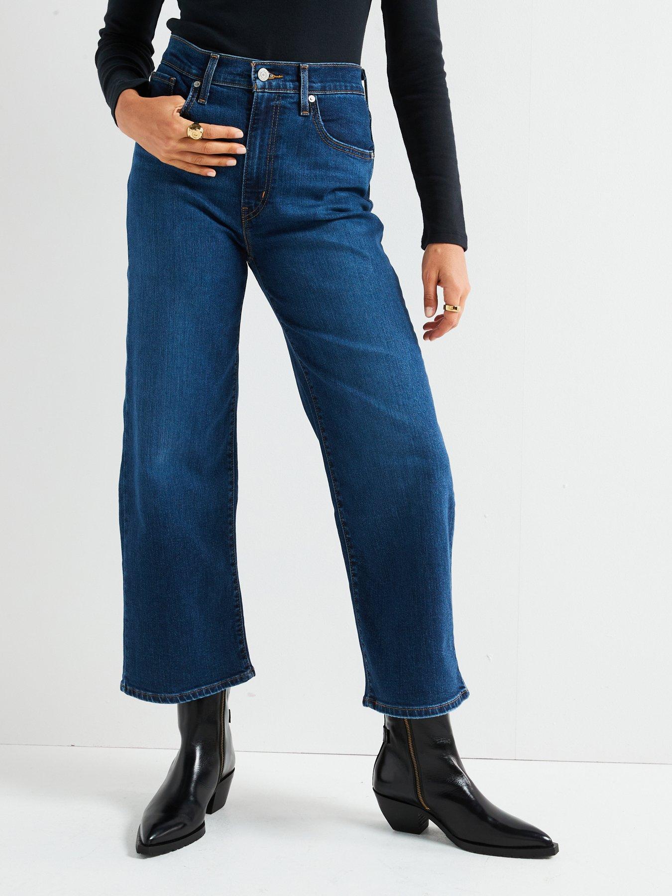 levis-high-rise-wide-leg-jean-winter-evening-bluefront