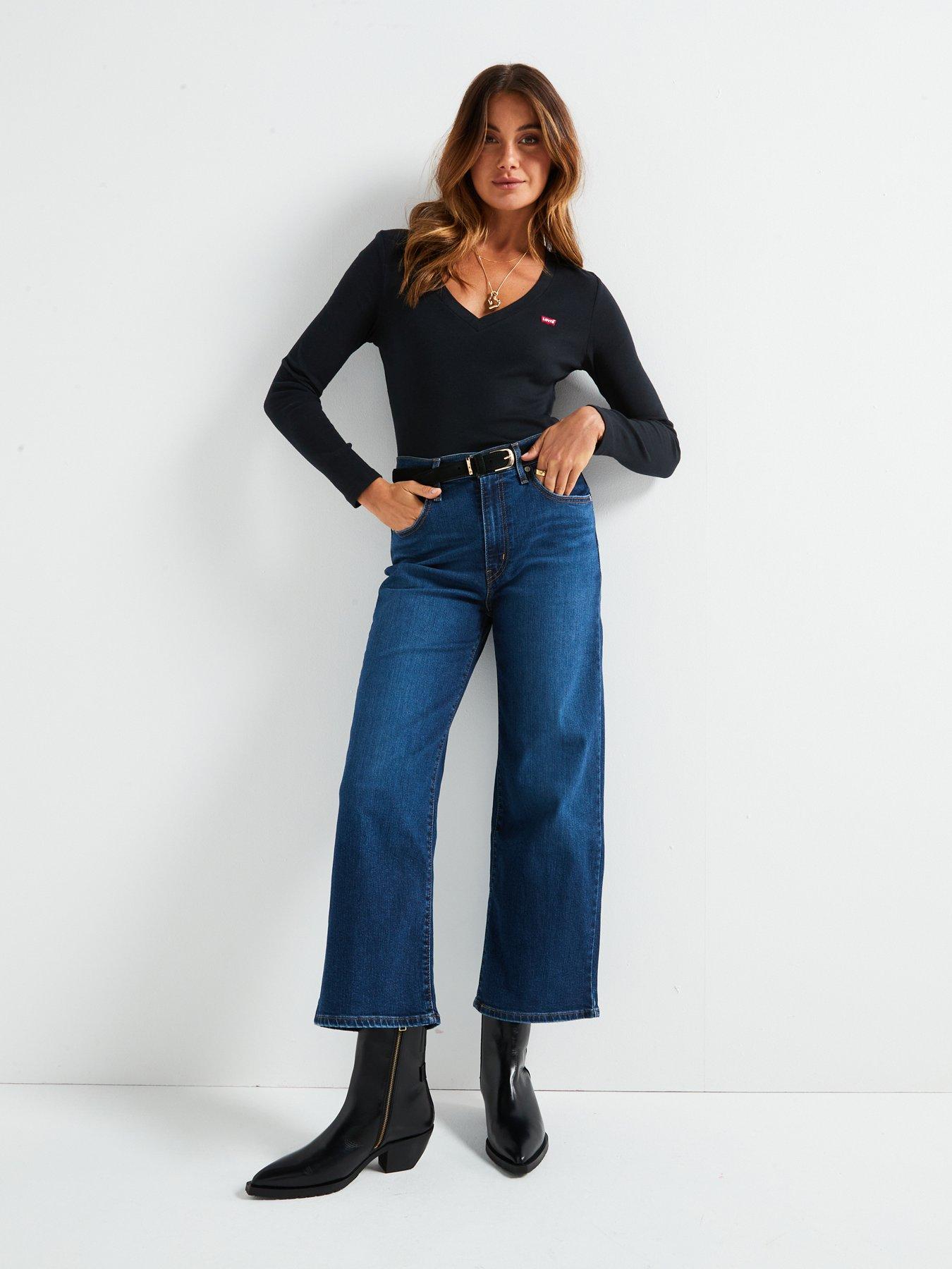 levis-high-rise-wide-leg-jean-winter-evening-blueoutfit